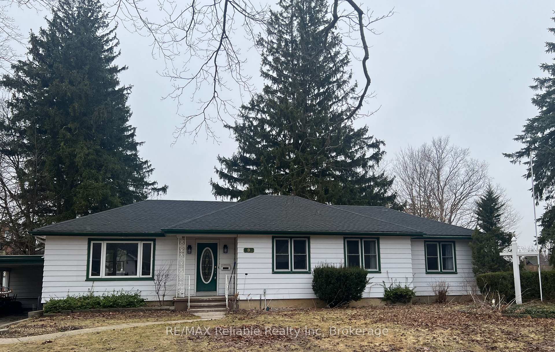 Photo 1 of 108 Raglan Street, Central Huron, Clinton — HOMEH