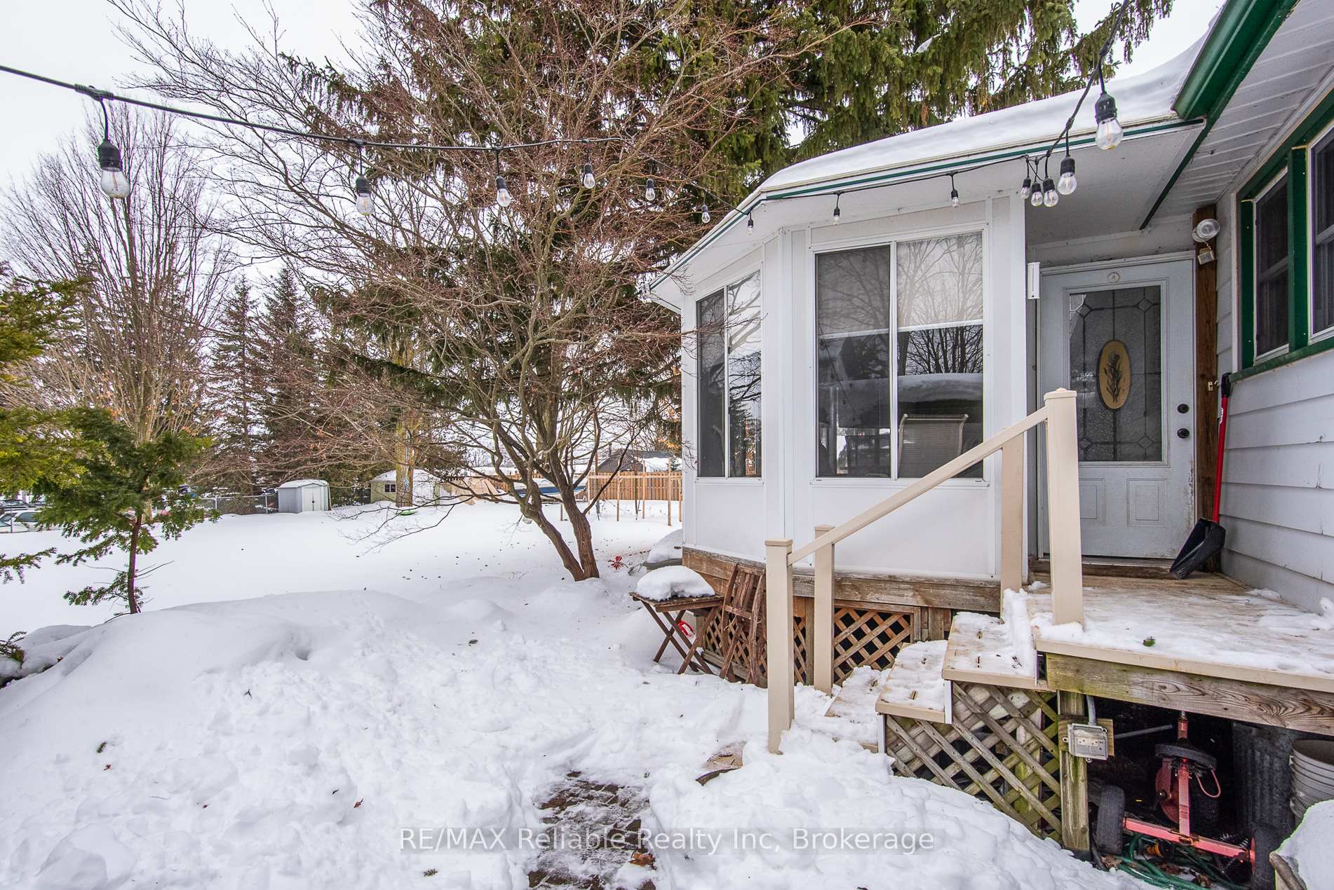 Photo 5 of 108 Raglan Street, Central Huron, Clinton — HOMEH
