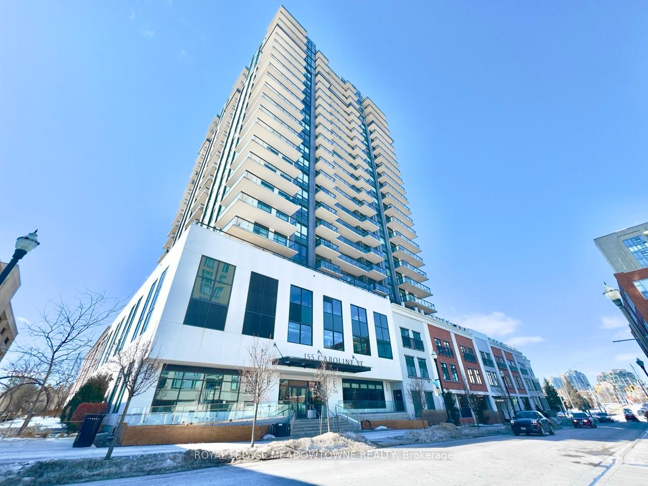 Front of Unit 907, 155 Caroline Street S