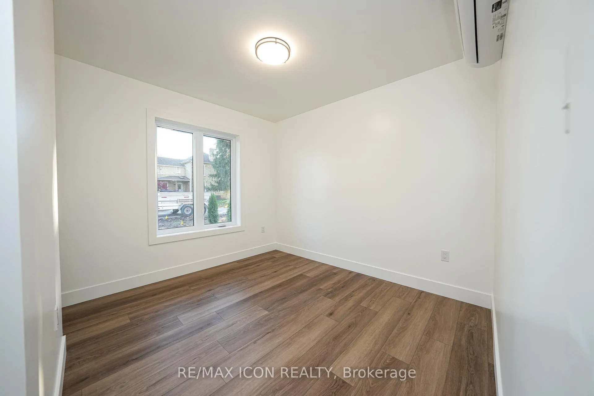 Photo 8 of Unit 1, 220 Ardross Street E, North Middlesex, Parkhill — HOMEH