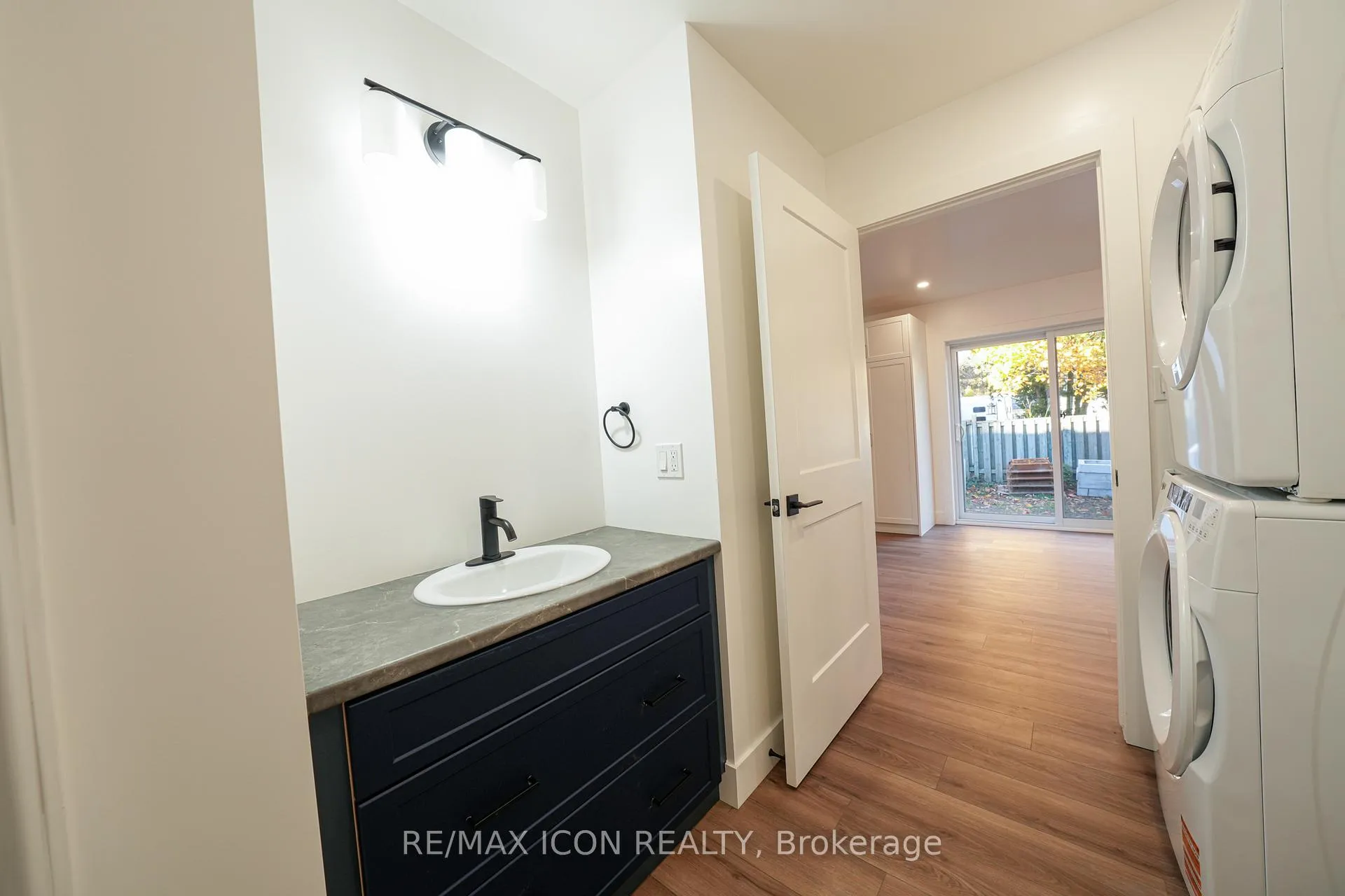 Photo 12 of Unit 1, 220 Ardross Street E, North Middlesex, Parkhill — HOMEH