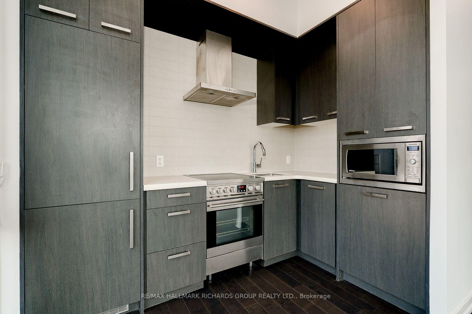 Photo 5 of Unit S807, 455 Front Street E, Toronto, Waterfront Communities — HOMEH