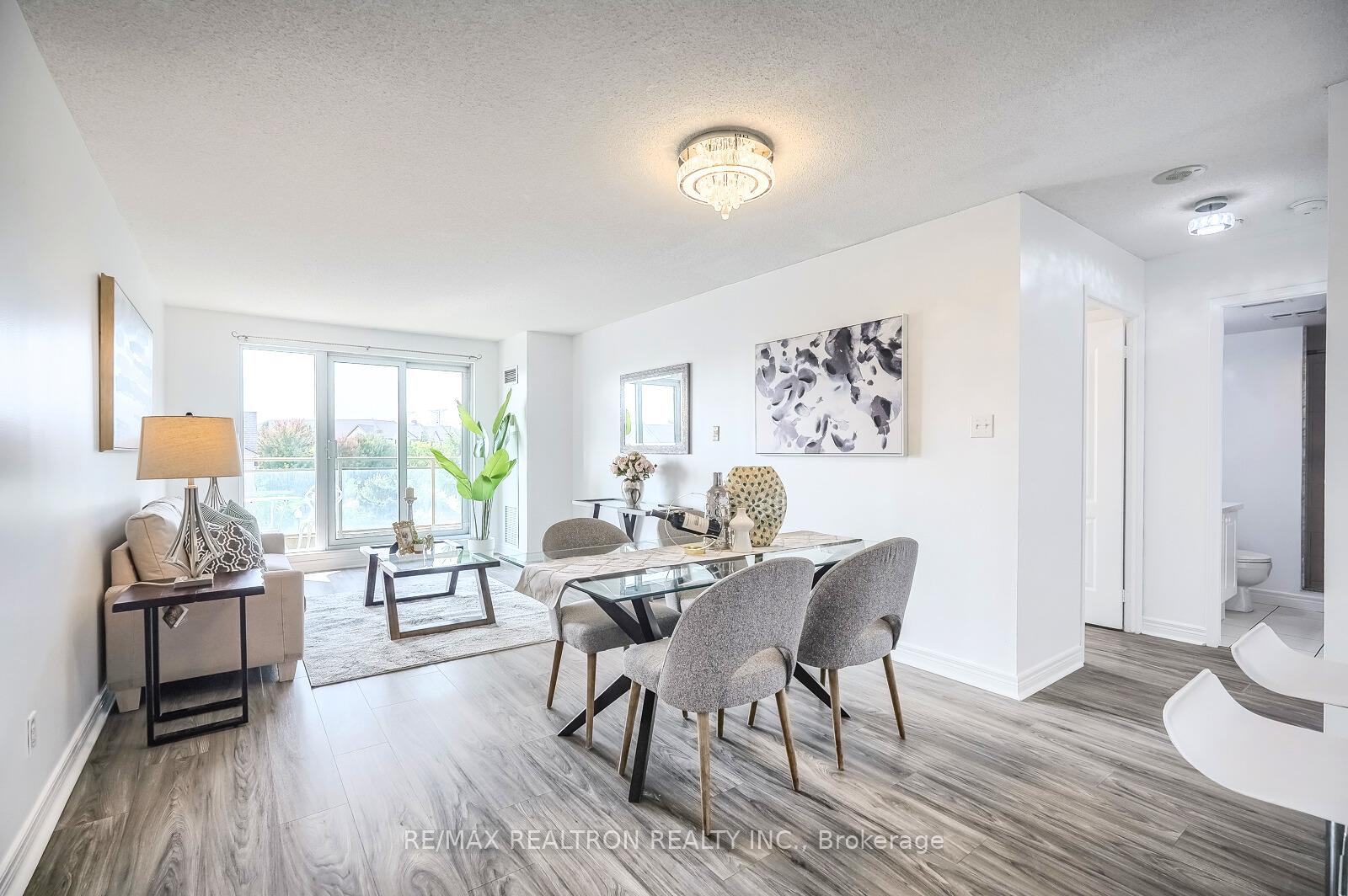 Photo 3 of Unit 505, 399 South Park Road, Markham, Commerce Valley — HOMEH
