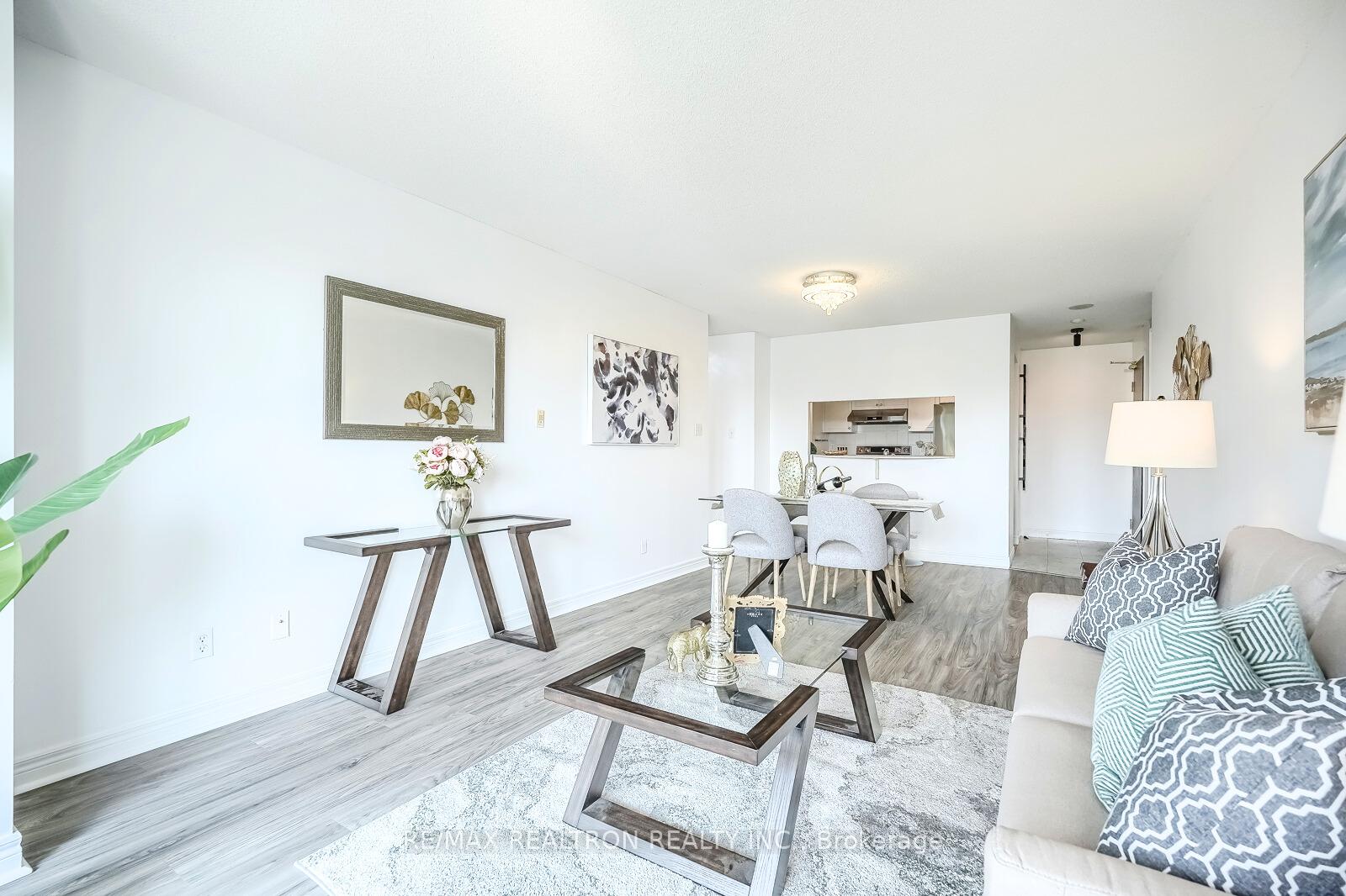 Photo 6 of Unit 505, 399 South Park Road, Markham, Commerce Valley — HOMEH