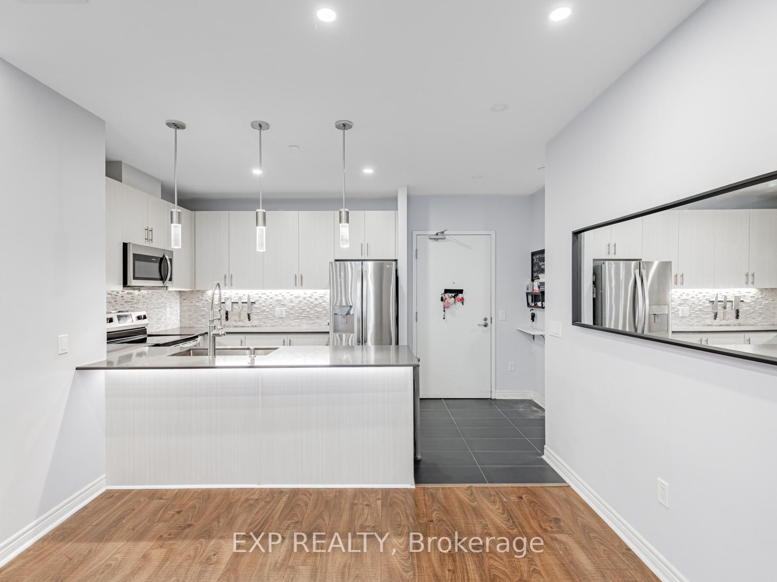Photo 2 of Unit 218, 7325 Markham Road, Markham, Cedarwood — HOMEH