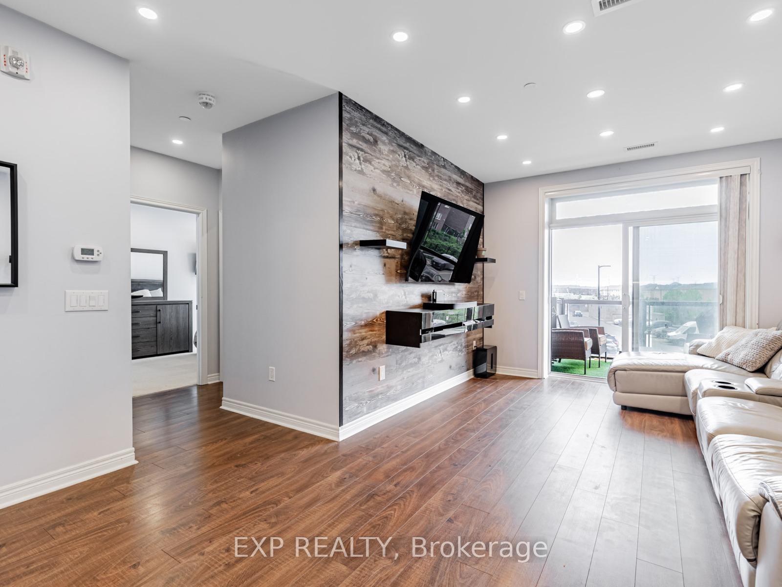 Photo 9 of Unit 218, 7325 Markham Road, Markham, Cedarwood — HOMEH
