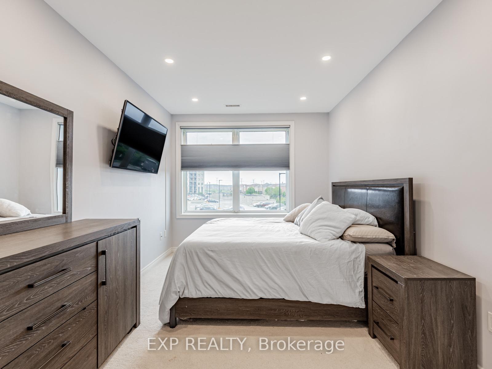 Photo 10 of Unit 218, 7325 Markham Road, Markham, Cedarwood — HOMEH