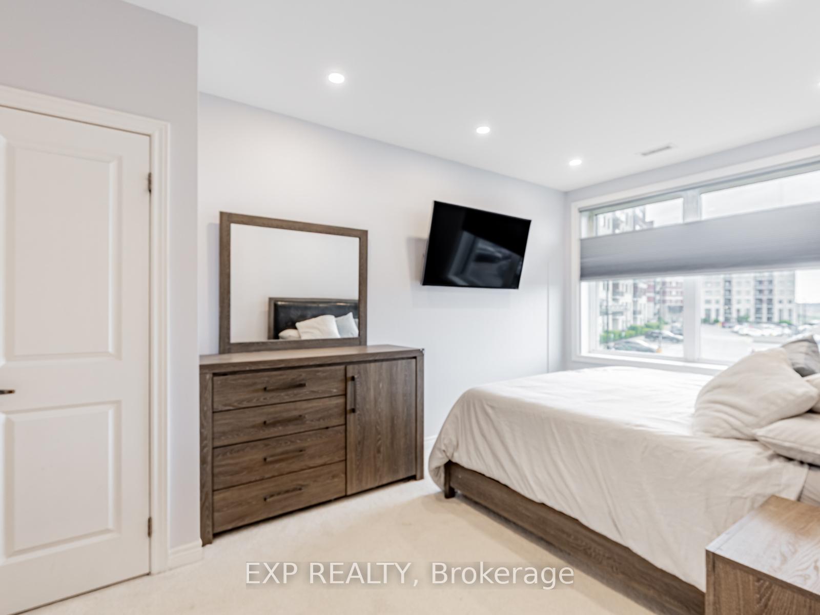 Photo 11 of Unit 218, 7325 Markham Road, Markham, Cedarwood — HOMEH