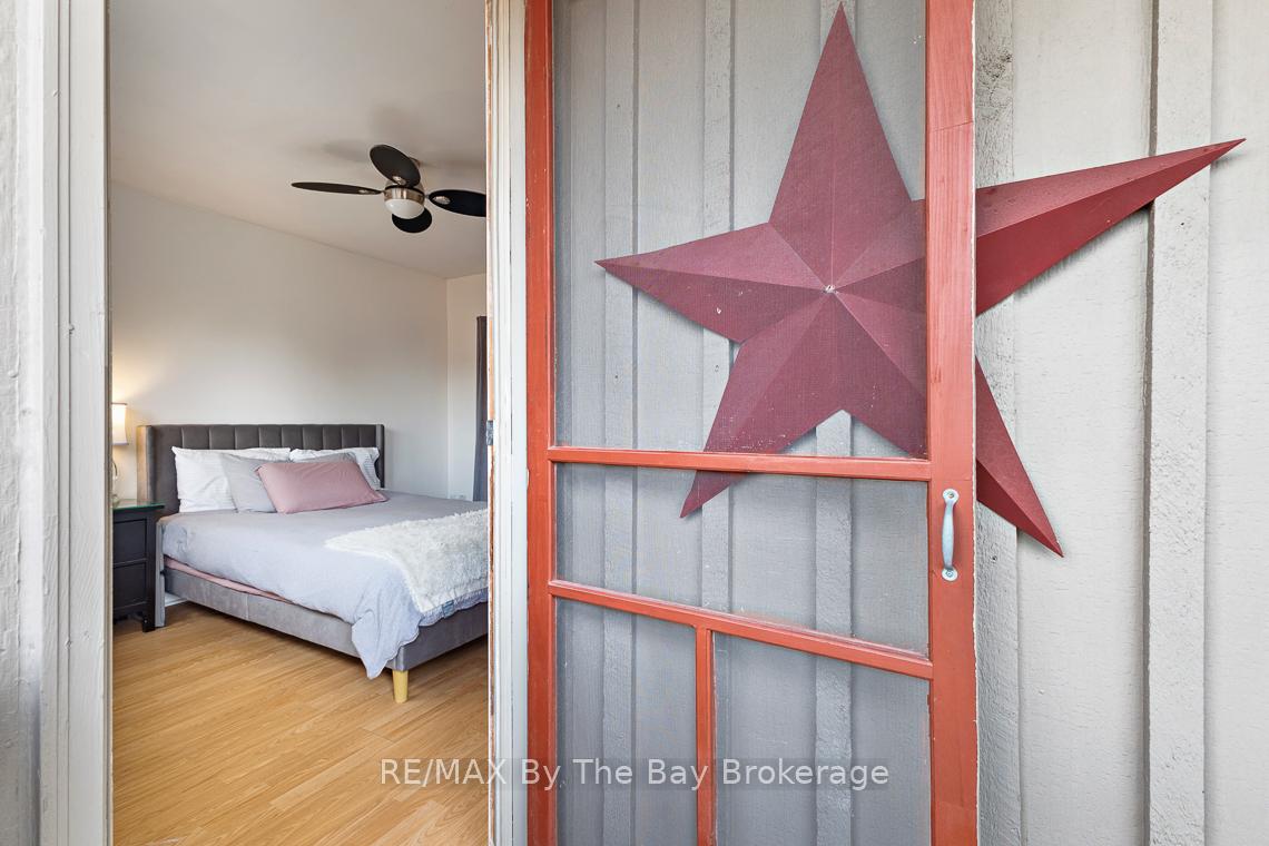 Photo 23 of 599 Tenth Street, Collingwood — HOMEH