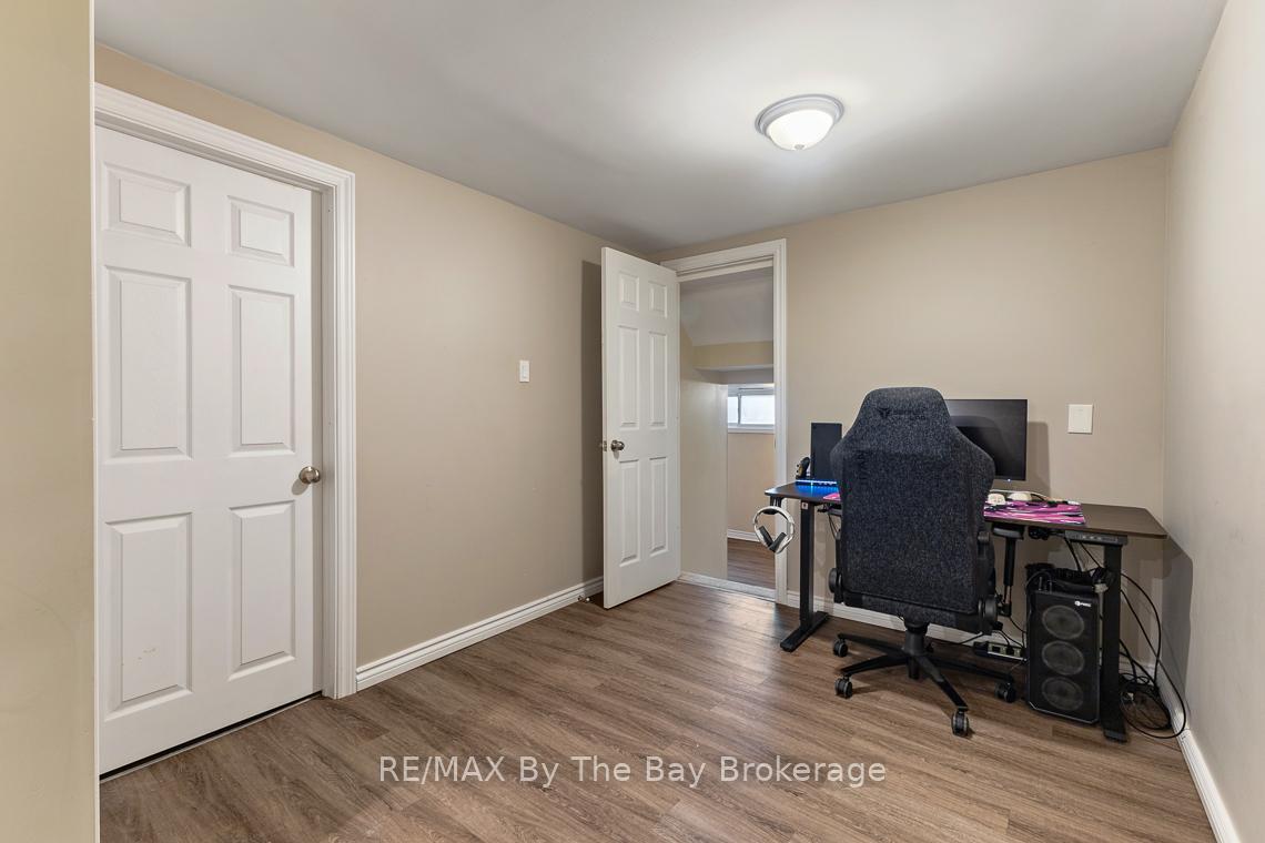 Photo 35 of 599 Tenth Street, Collingwood — HOMEH