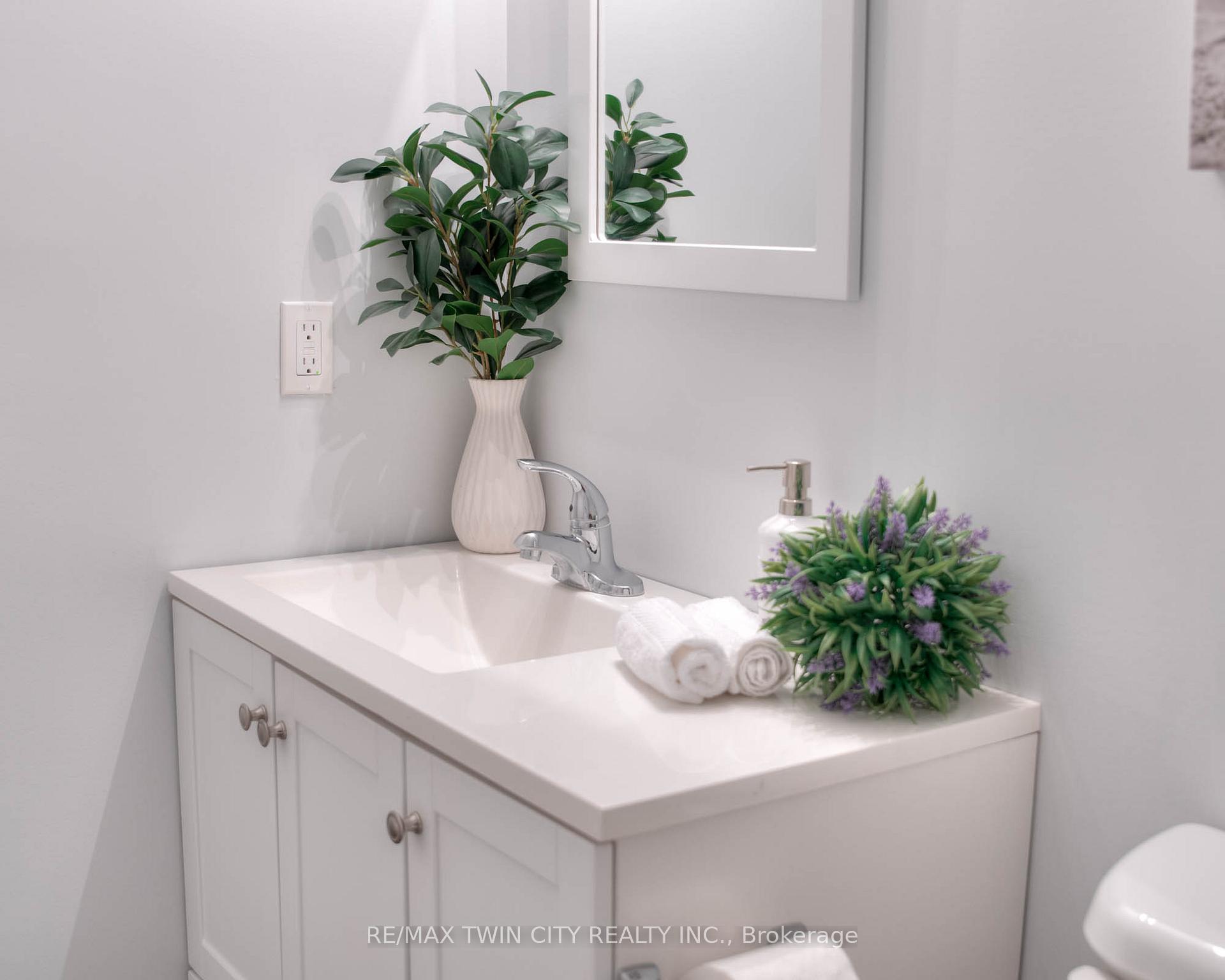 Photo 31 of Unit 36A, 931 Glasgow Street, Kitchener — HOMEH