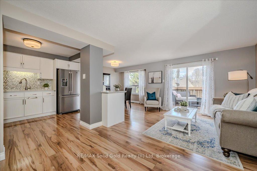Photo 6 of Unit 5, 365 Pioneer Drive, Kitchener — HOMEH