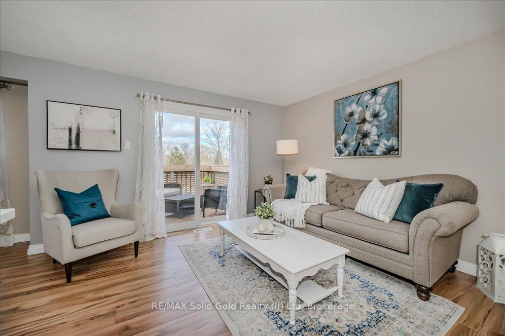 Photo 7 of Unit 5, 365 Pioneer Drive, Kitchener — HOMEH