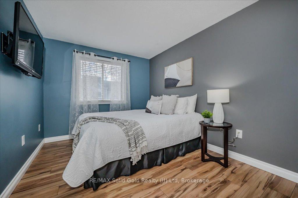 Photo 22 of Unit 5, 365 Pioneer Drive, Kitchener — HOMEH