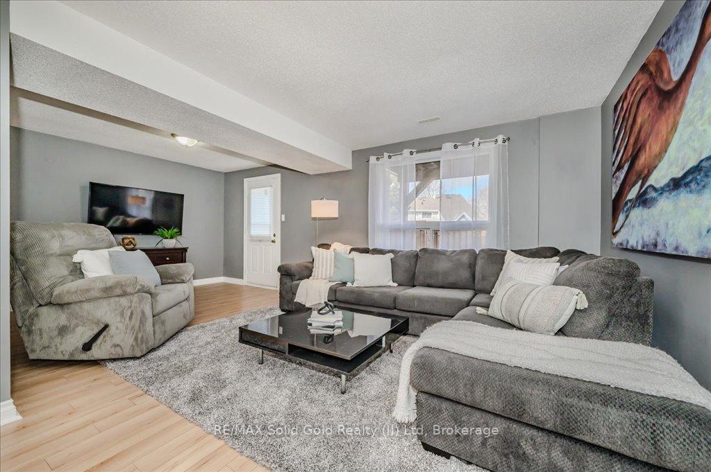 Photo 30 of Unit 5, 365 Pioneer Drive, Kitchener — HOMEH