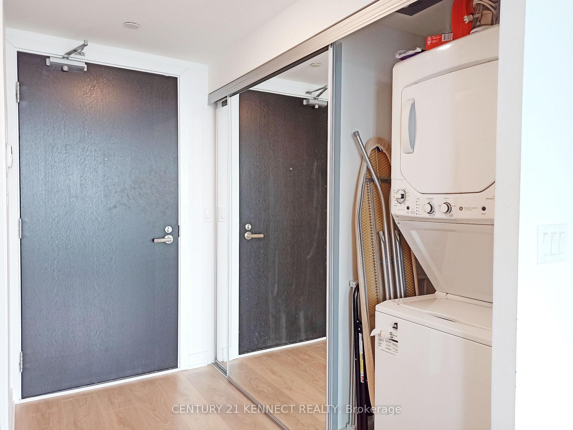 Photo 4 of Unit 3703, 501 Yonge Street, Toronto, Church-Yonge Corridor — HOMEH