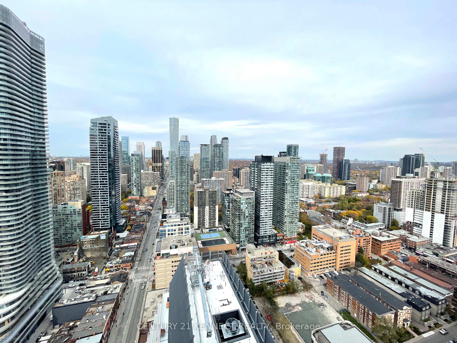 Photo 12 of Unit 3703, 501 Yonge Street, Toronto, Church-Yonge Corridor — HOMEH