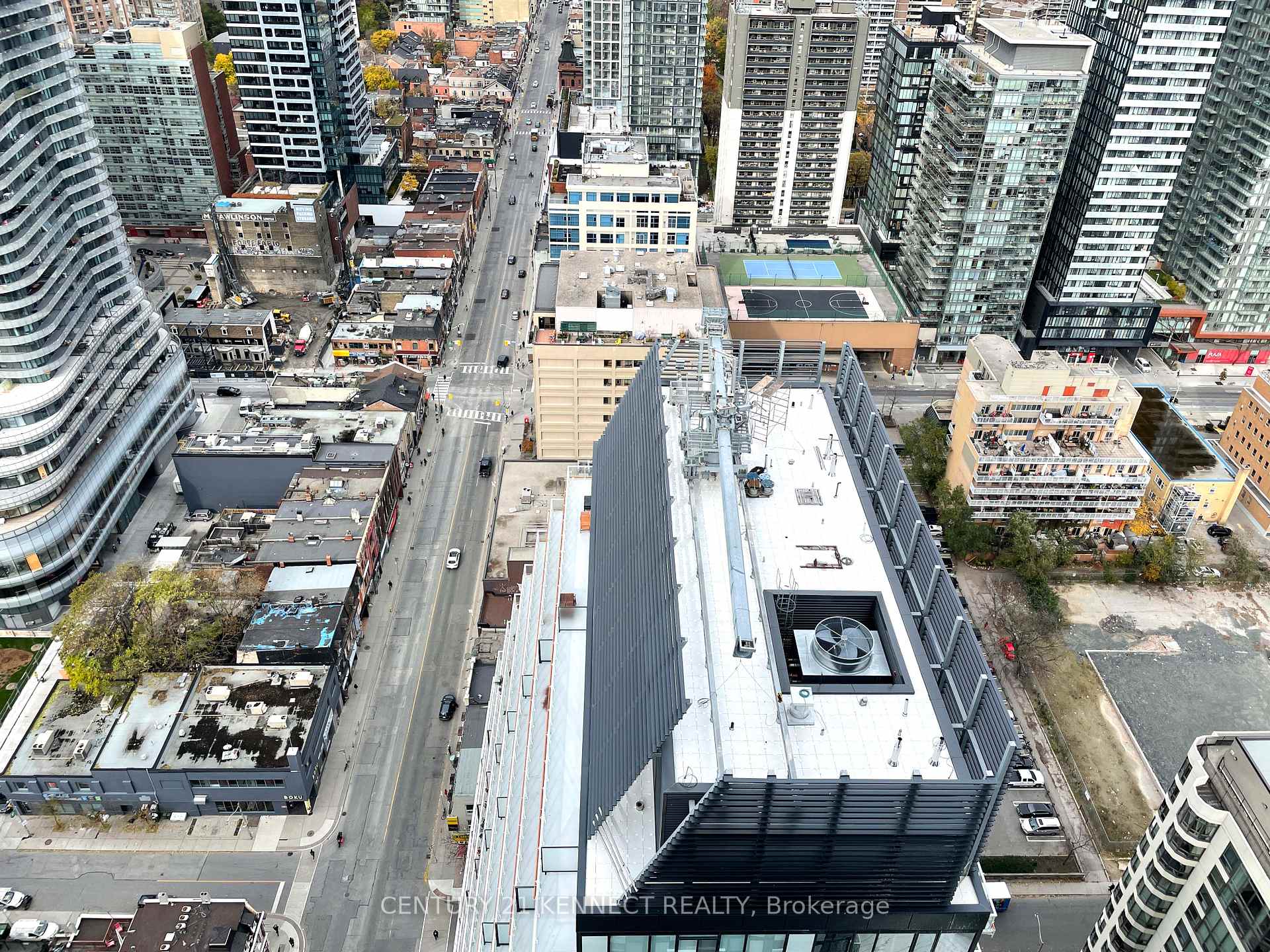 Photo 13 of Unit 3703, 501 Yonge Street, Toronto, Church-Yonge Corridor — HOMEH