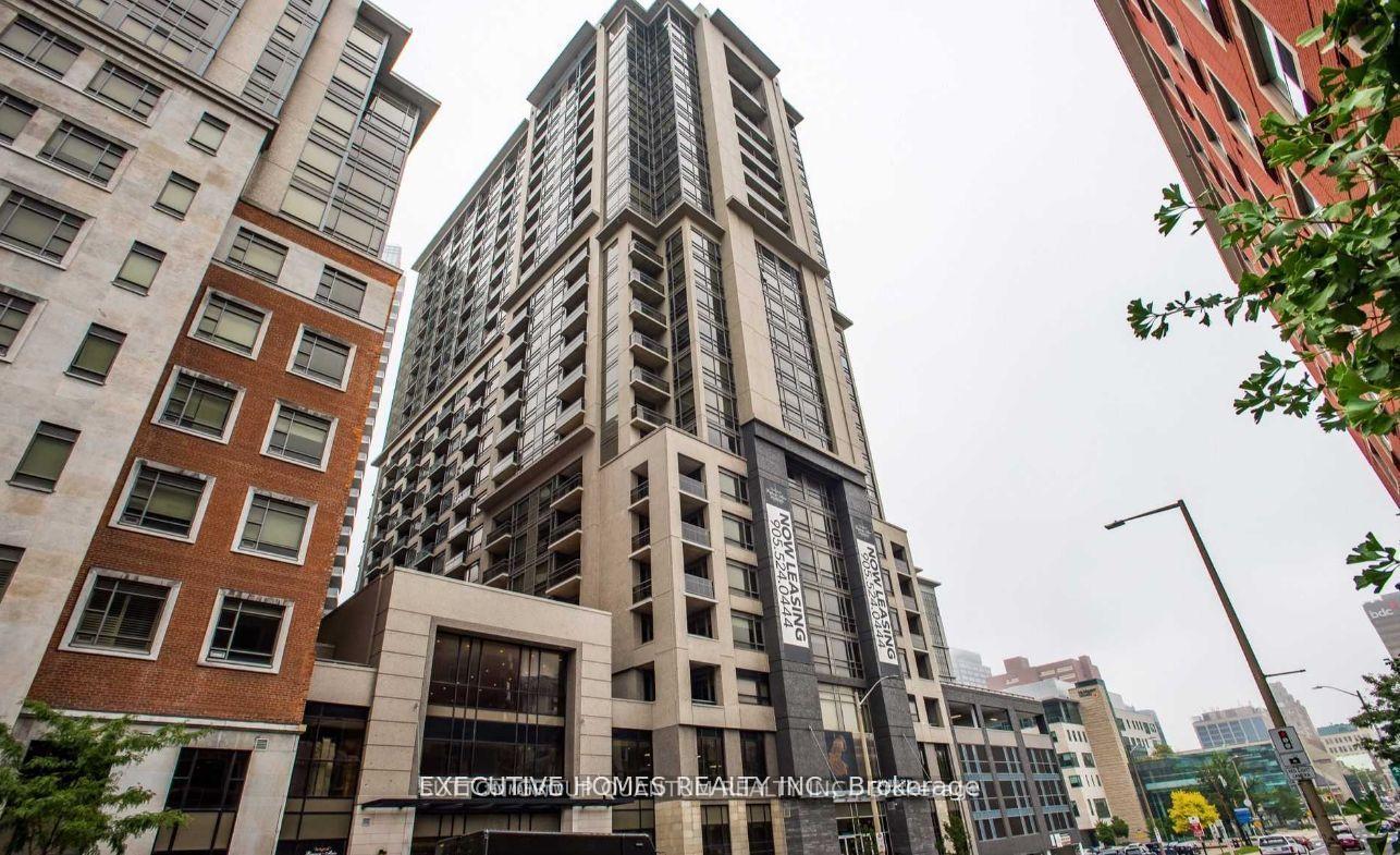 Front of Unit 604, 150 Main Street W
