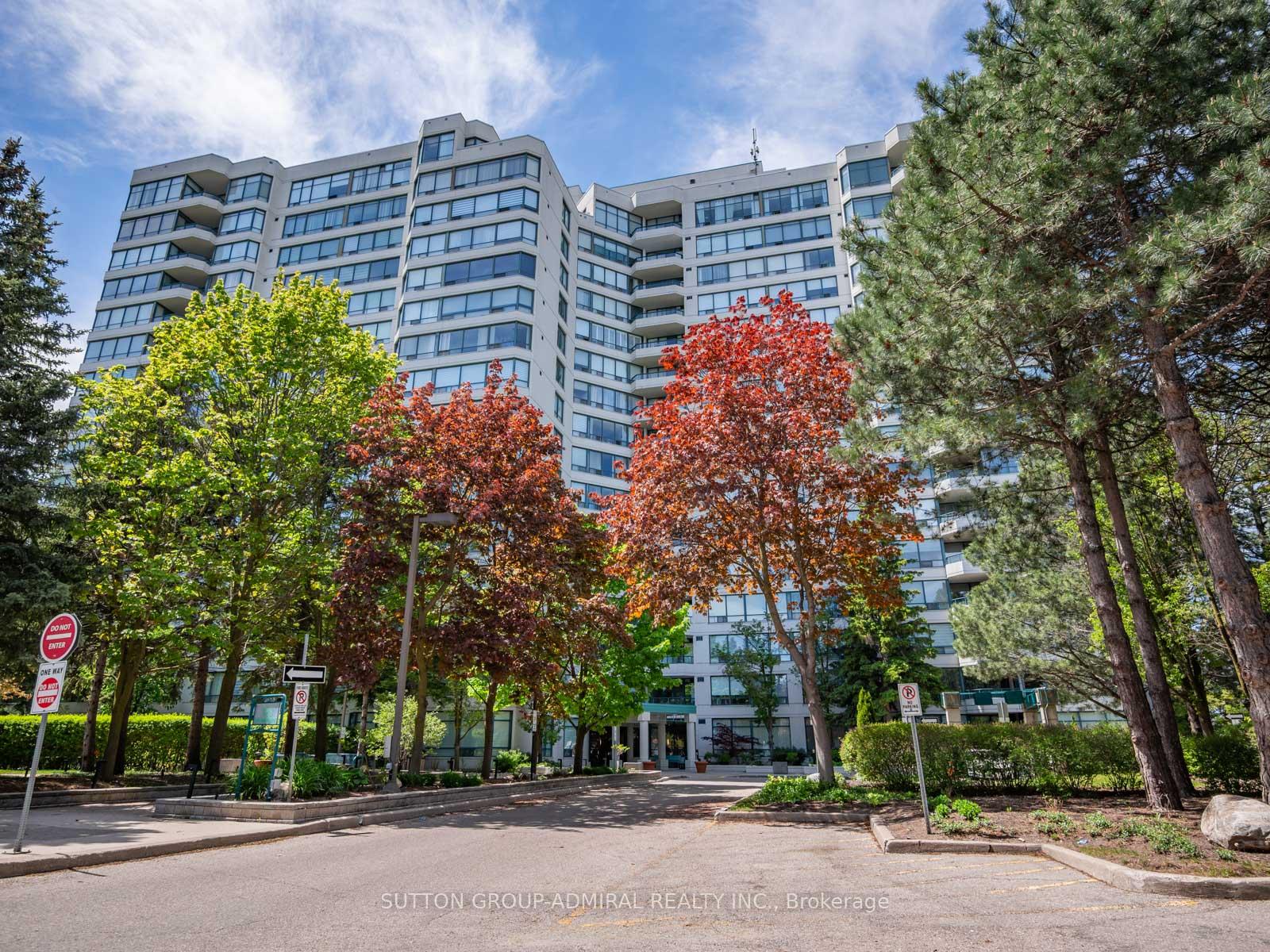 Front of Unit 406, 120 Promenade Circle