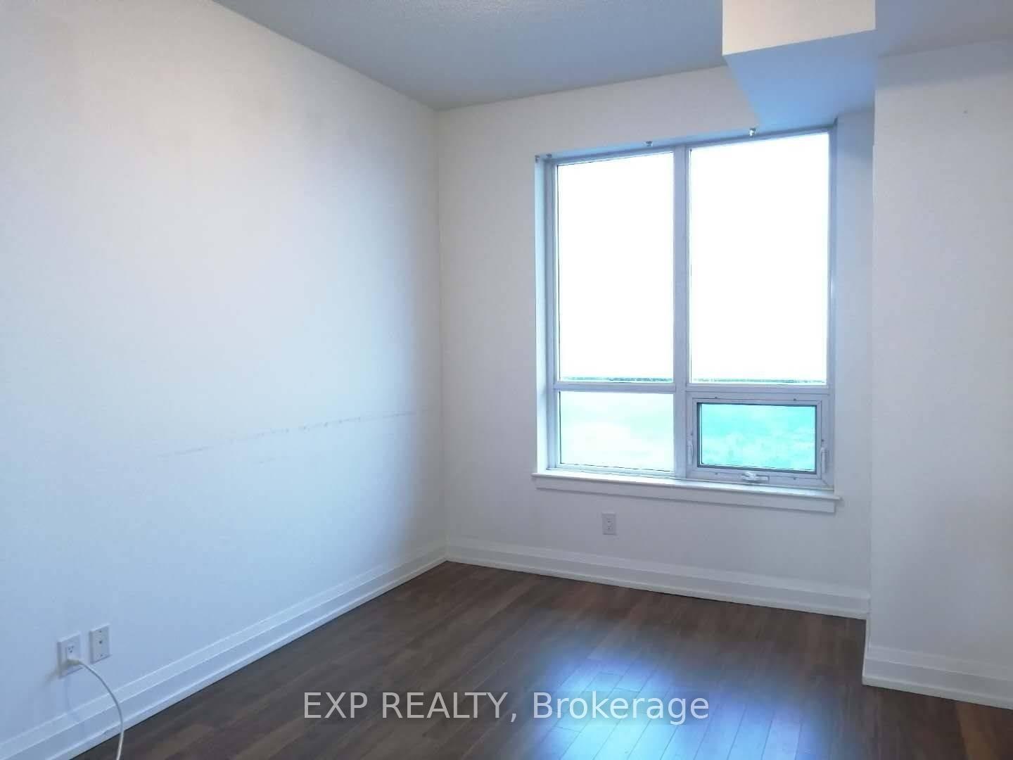 Photo 4 of Unit 1010, 7171 Yonge Street, Markham, Thornhill — HOMEH