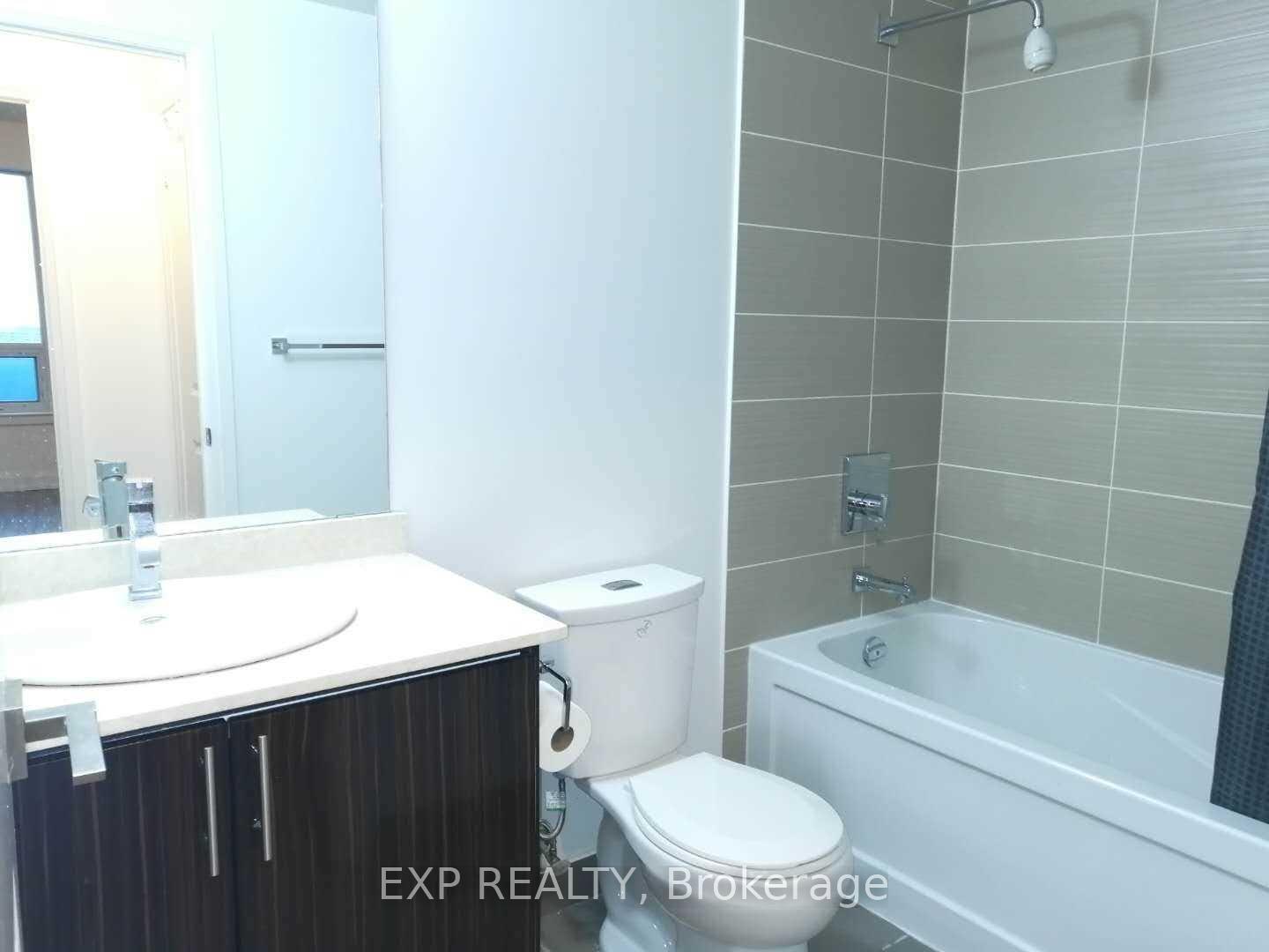 Photo 6 of Unit 1010, 7171 Yonge Street, Markham, Thornhill — HOMEH