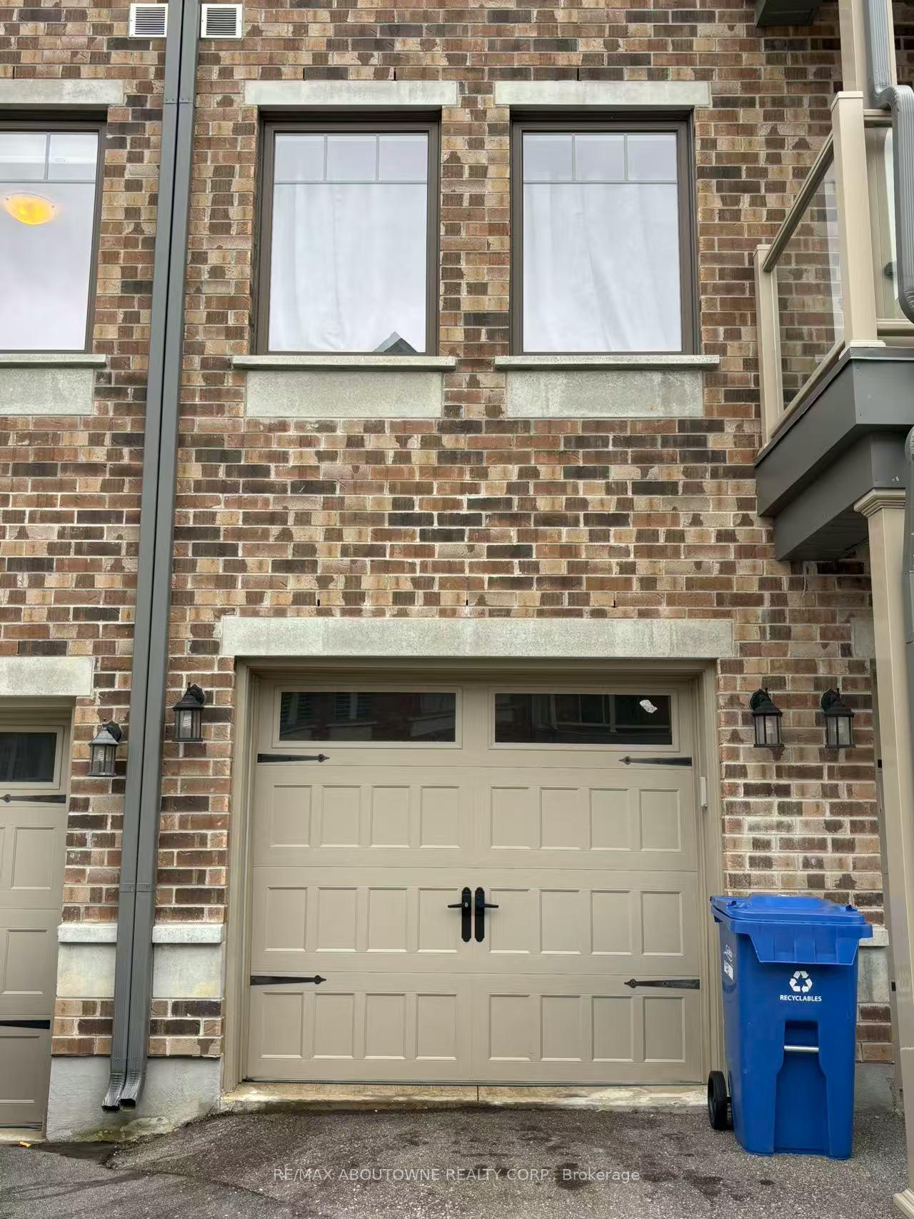 Photo 3 of Unit Unit 44, 39 Kay Crescent, Guelph, Pineridge/Westminster Woods — HOMEH