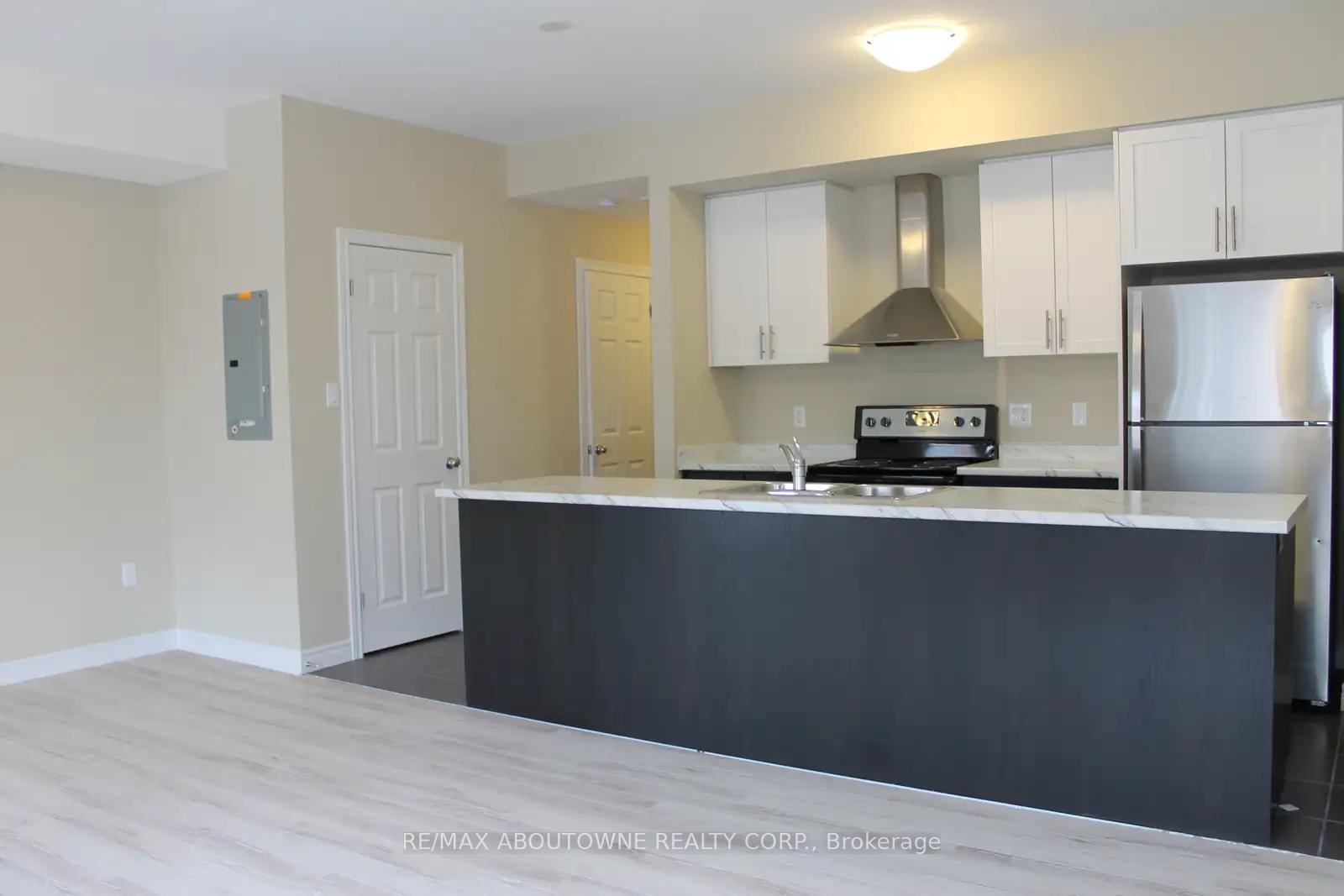 Photo 7 of Unit Unit 44, 39 Kay Crescent, Guelph, Pineridge/Westminster Woods — HOMEH