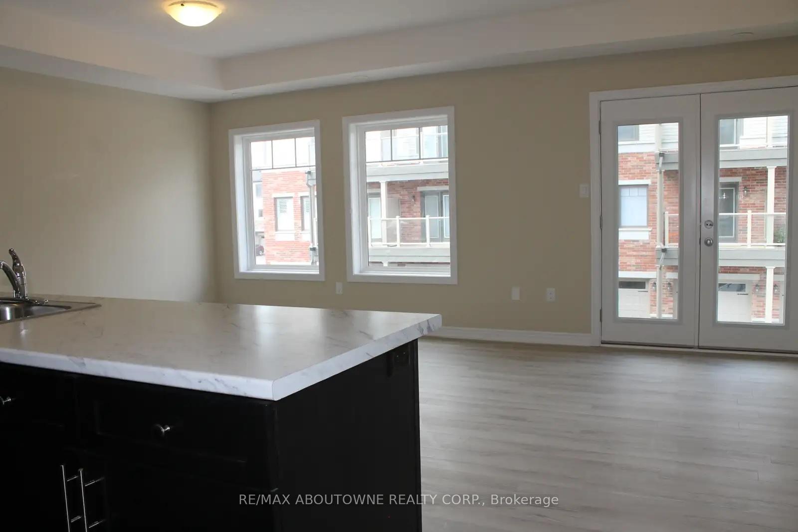 Photo 8 of Unit Unit 44, 39 Kay Crescent, Guelph, Pineridge/Westminster Woods — HOMEH