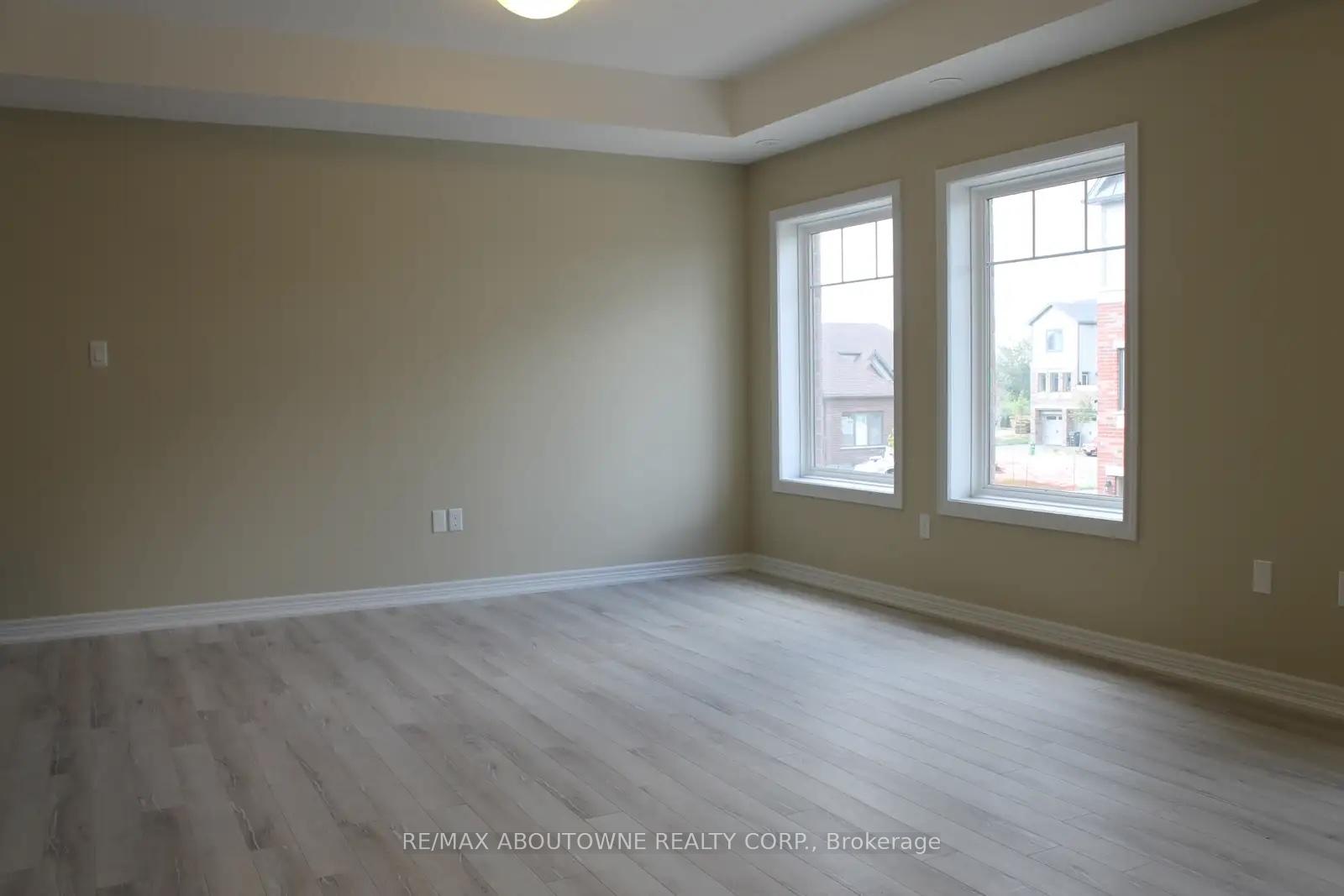 Photo 9 of Unit Unit 44, 39 Kay Crescent, Guelph, Pineridge/Westminster Woods — HOMEH