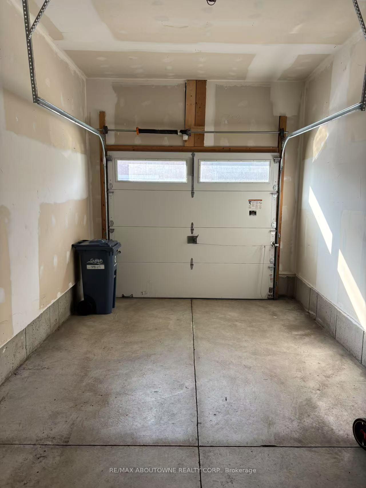 Photo 19 of Unit Unit 44, 39 Kay Crescent, Guelph, Pineridge/Westminster Woods — HOMEH