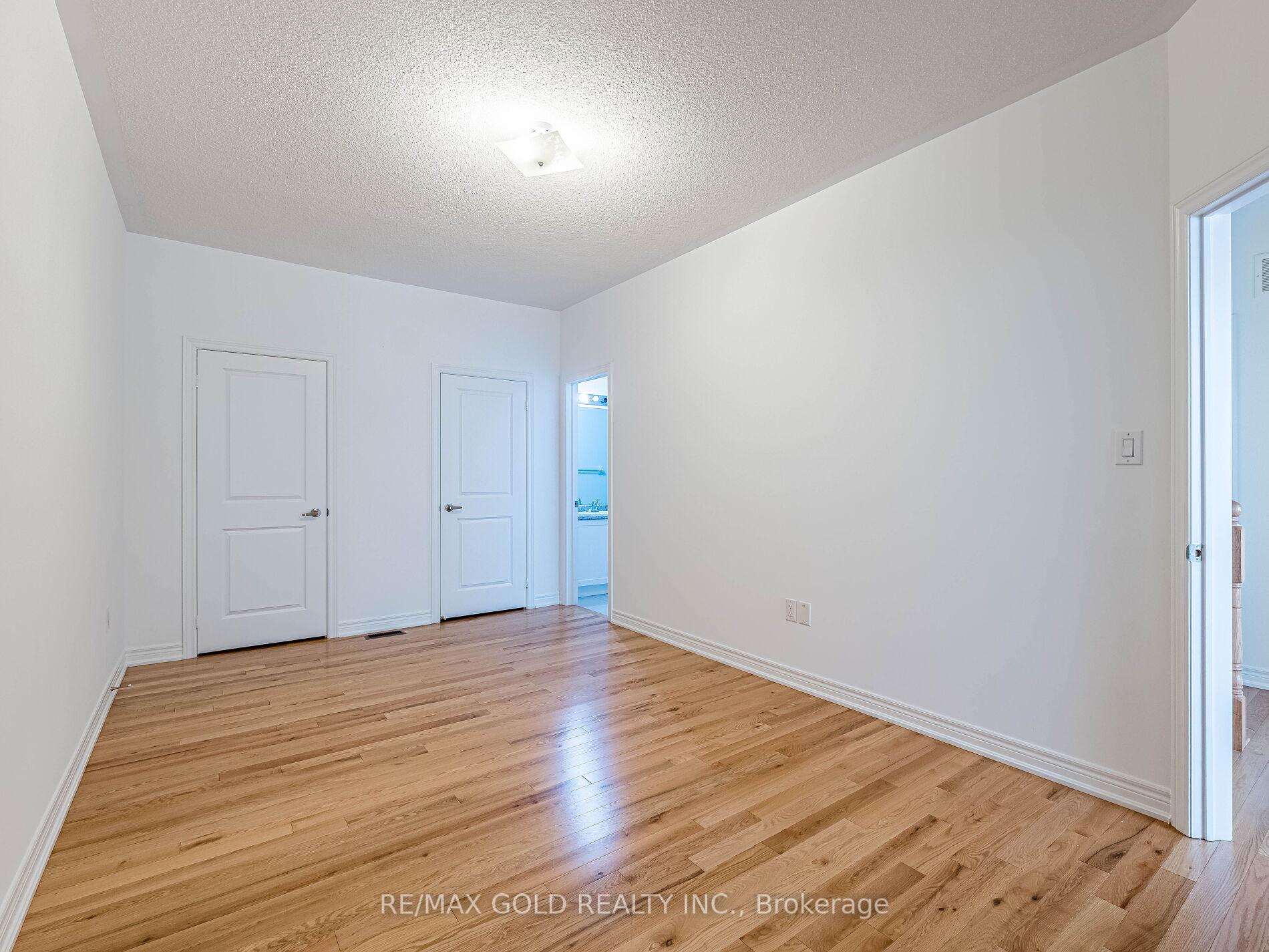 Photo 15 of 35 Labrish Road, Brampton, Northwest Brampton — HOMEH
