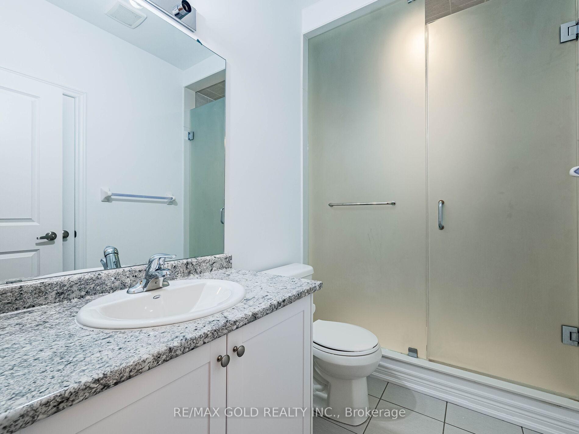 Photo 17 of 35 Labrish Road, Brampton, Northwest Brampton — HOMEH