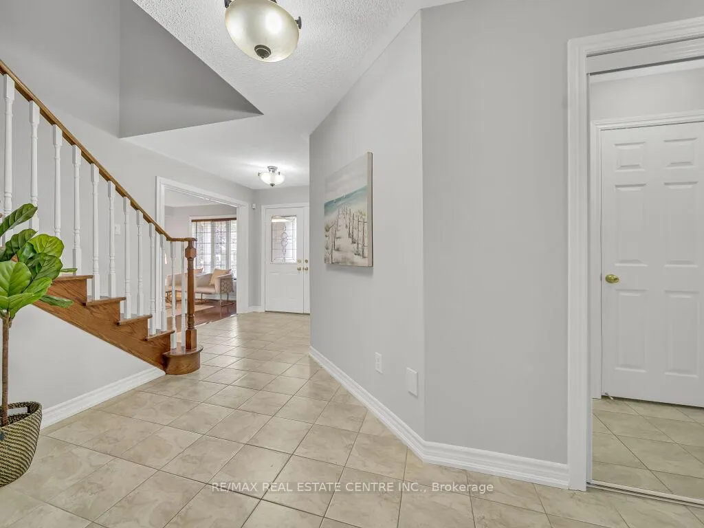 Photo 12 of 45 Stonemount Crescent, Essa, Angus — HOMEH