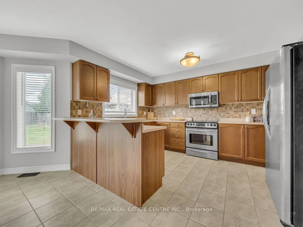 Photo 19 of 45 Stonemount Crescent, Essa, Angus — HOMEH