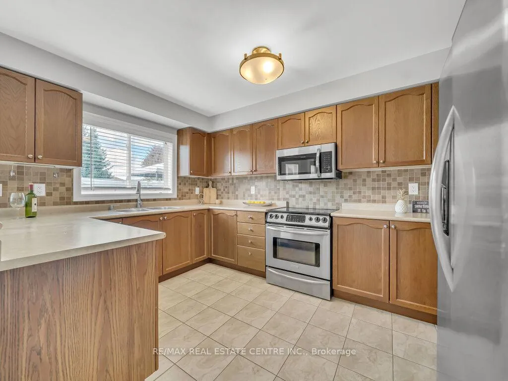Photo 20 of 45 Stonemount Crescent, Essa, Angus — HOMEH