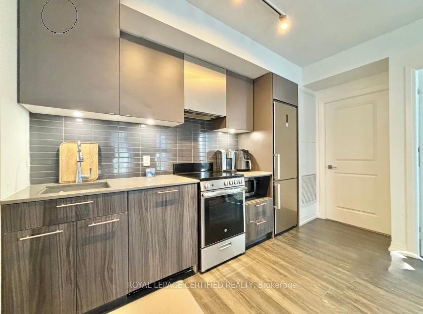Photo 4 of Unit 2103, 251 Jarvis Street, Toronto, Moss Park — HOMEH