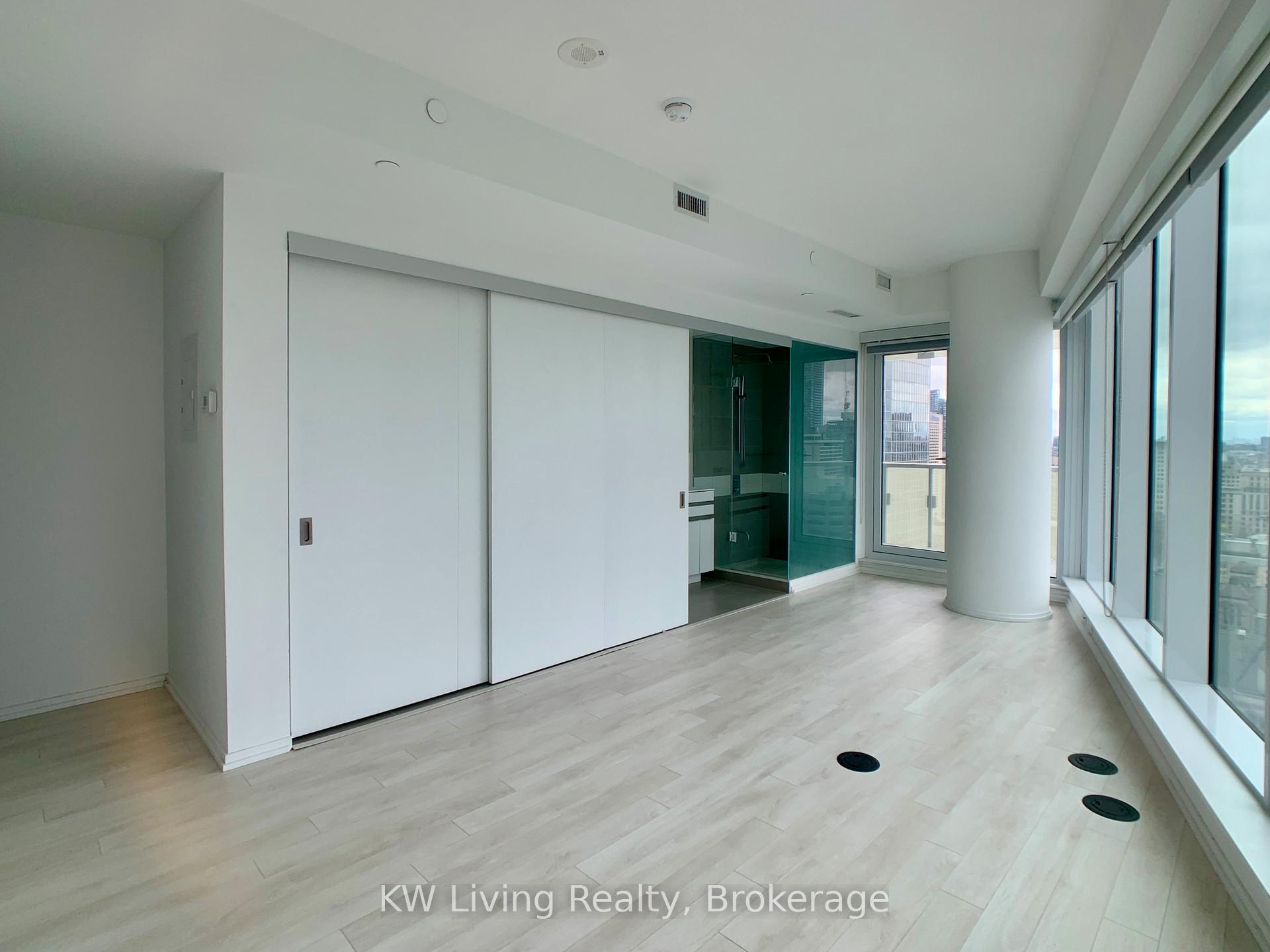 Photo 14 of Unit 2212, 197 Yonge Street, Toronto, Church-Yonge Corridor — HOMEH