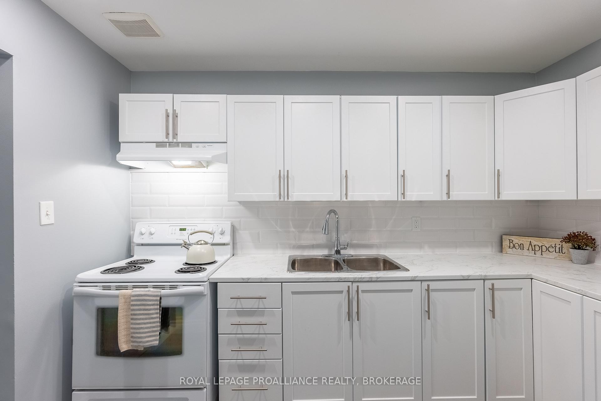 Photo 15 of 1034 Craig Lane, Kingston, South of Taylor-Kidd Blvd — HOMEH
