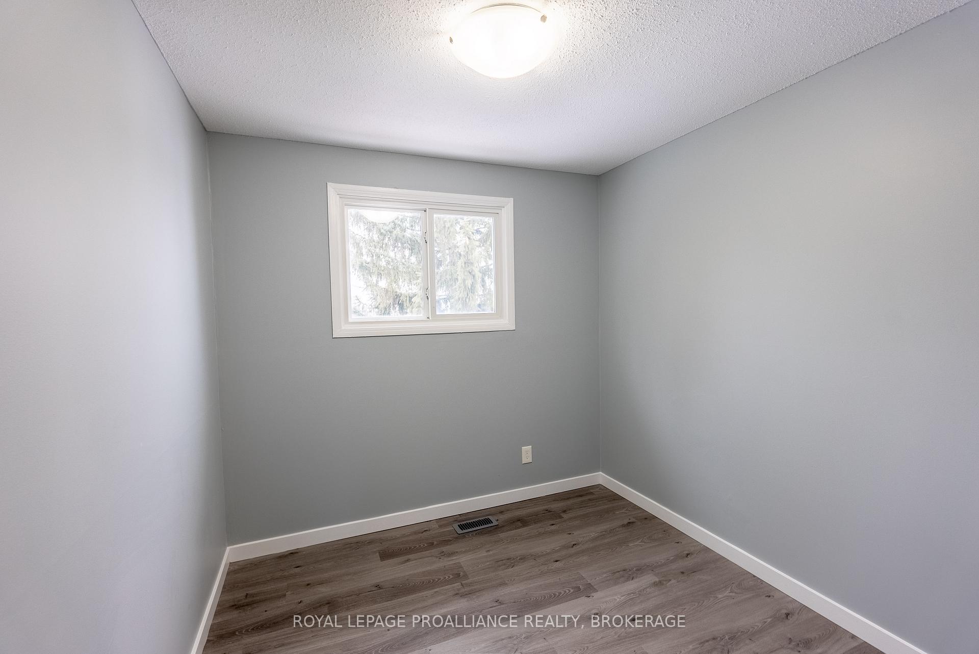 Photo 34 of 1034 Craig Lane, Kingston, South of Taylor-Kidd Blvd — HOMEH