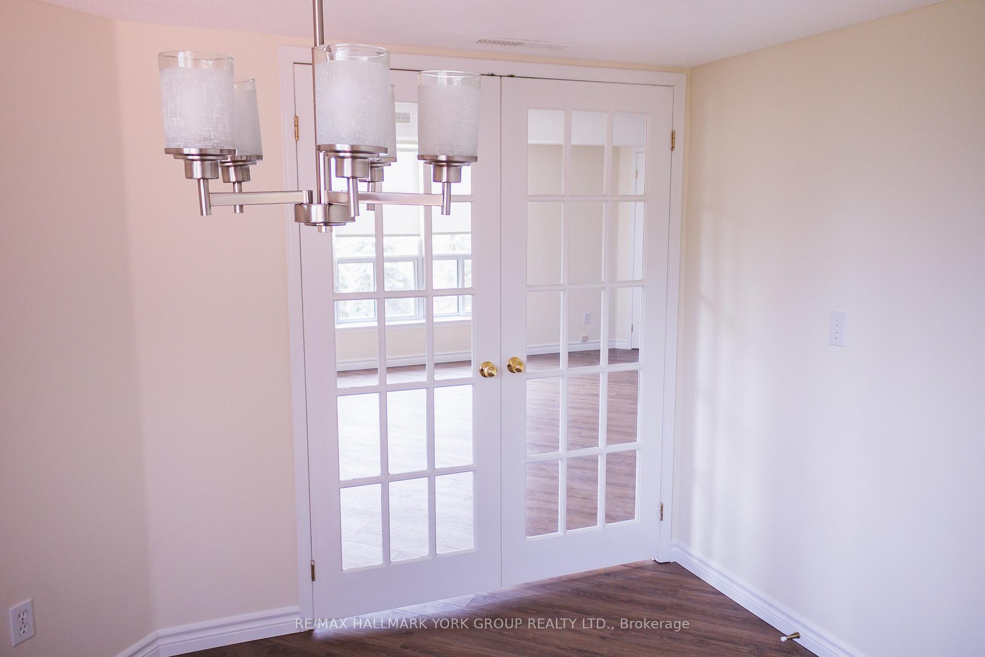 Photo 8 of Unit 401, 143 Edgehill Drive, Barrie, Letitia Heights — HOMEH