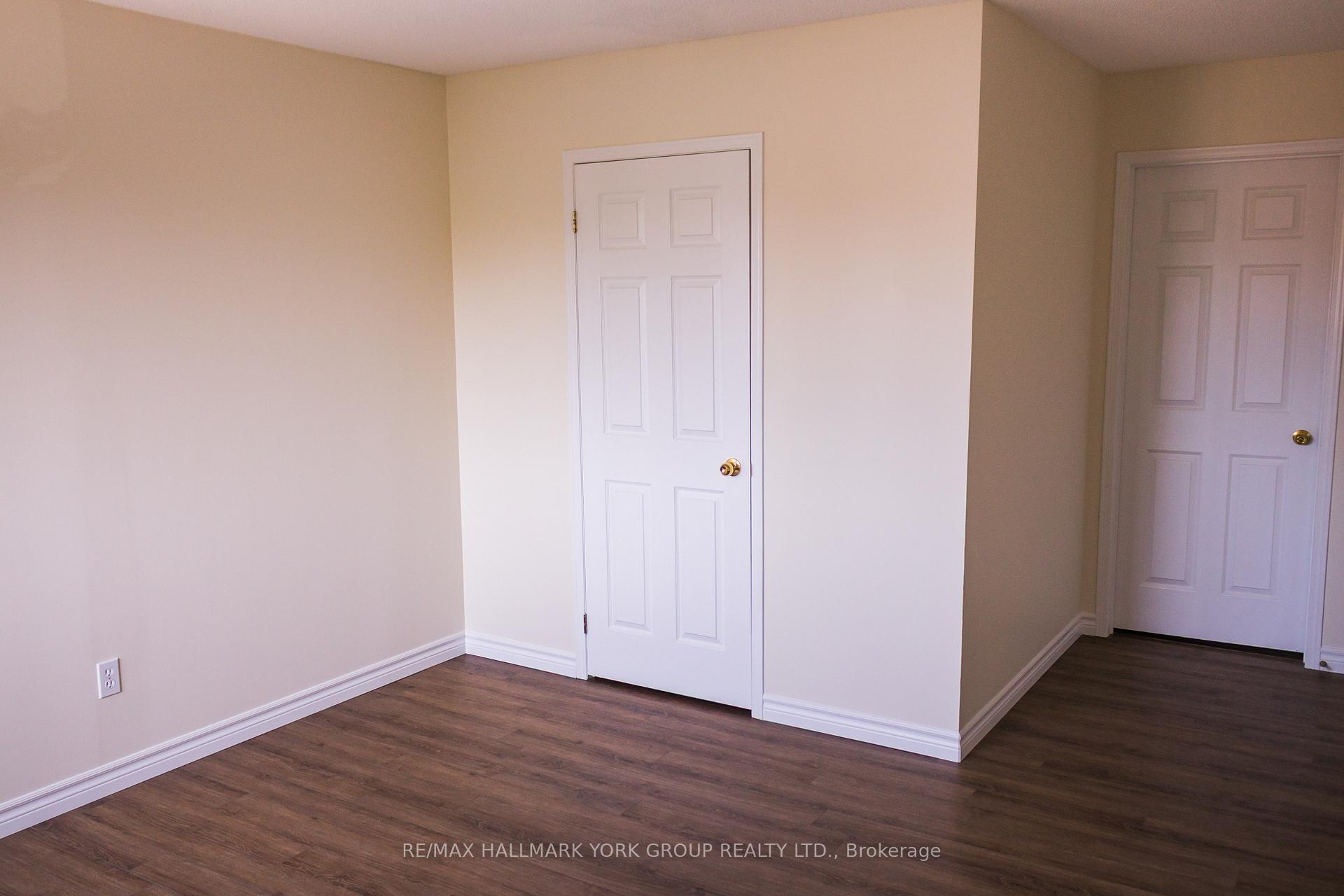 Photo 12 of Unit 401, 143 Edgehill Drive, Barrie, Letitia Heights — HOMEH