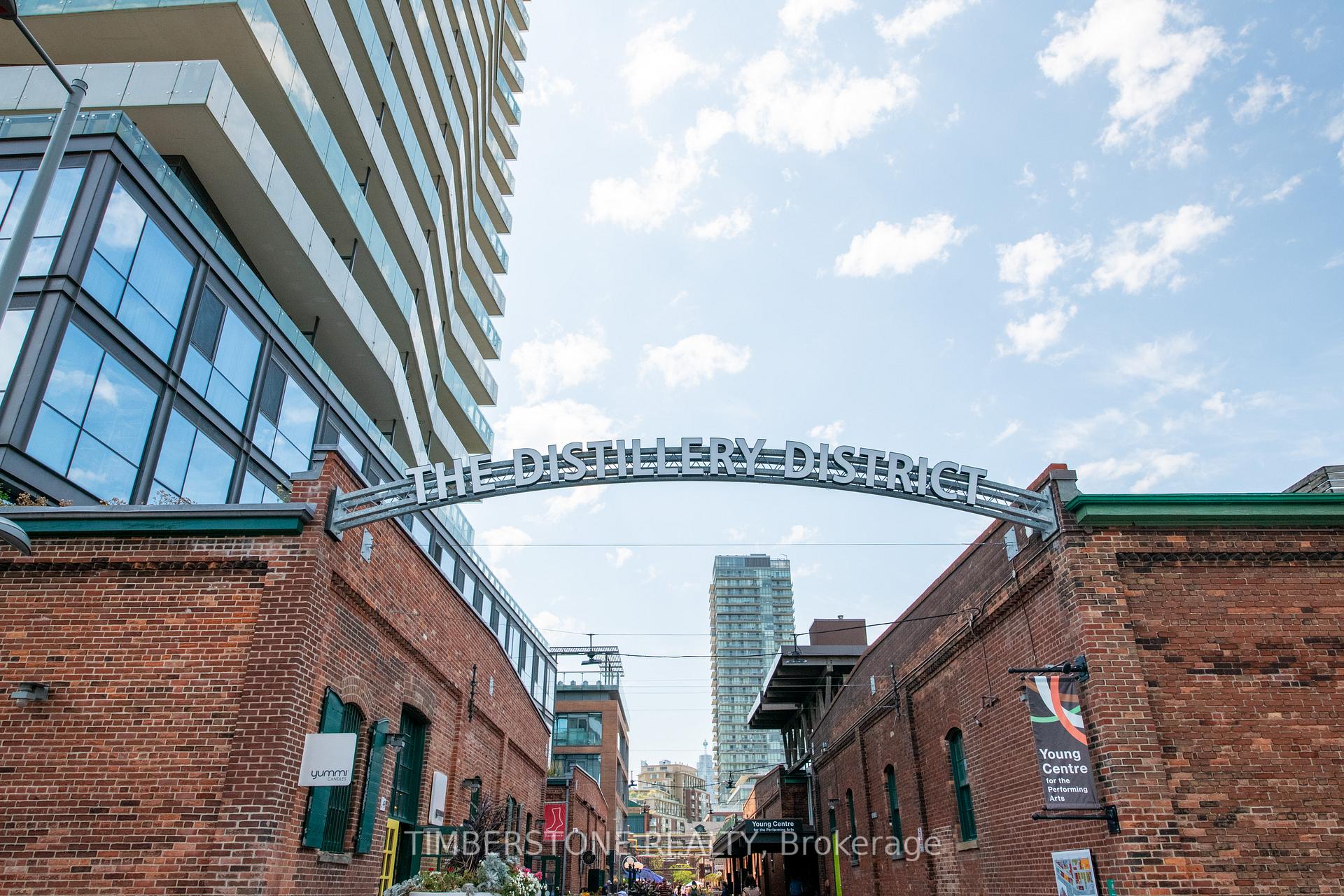 Photo 3 of Unit 3203, 390 Cherry Street, Toronto, Waterfront Communities — HOMEH
