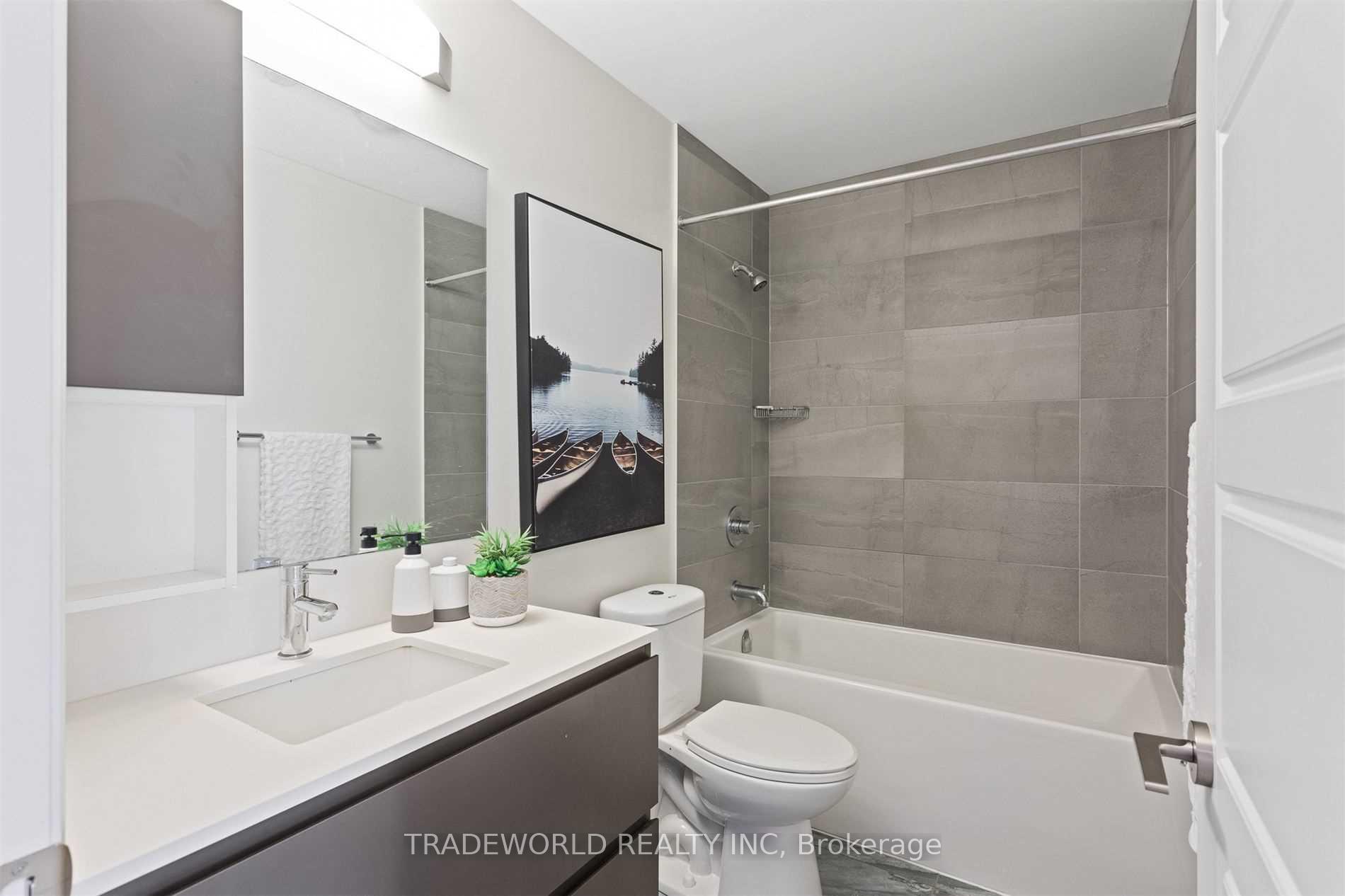 Photo 5 of Unit 332, 15 Water Walk Drive, Markham, Unionville — HOMEH