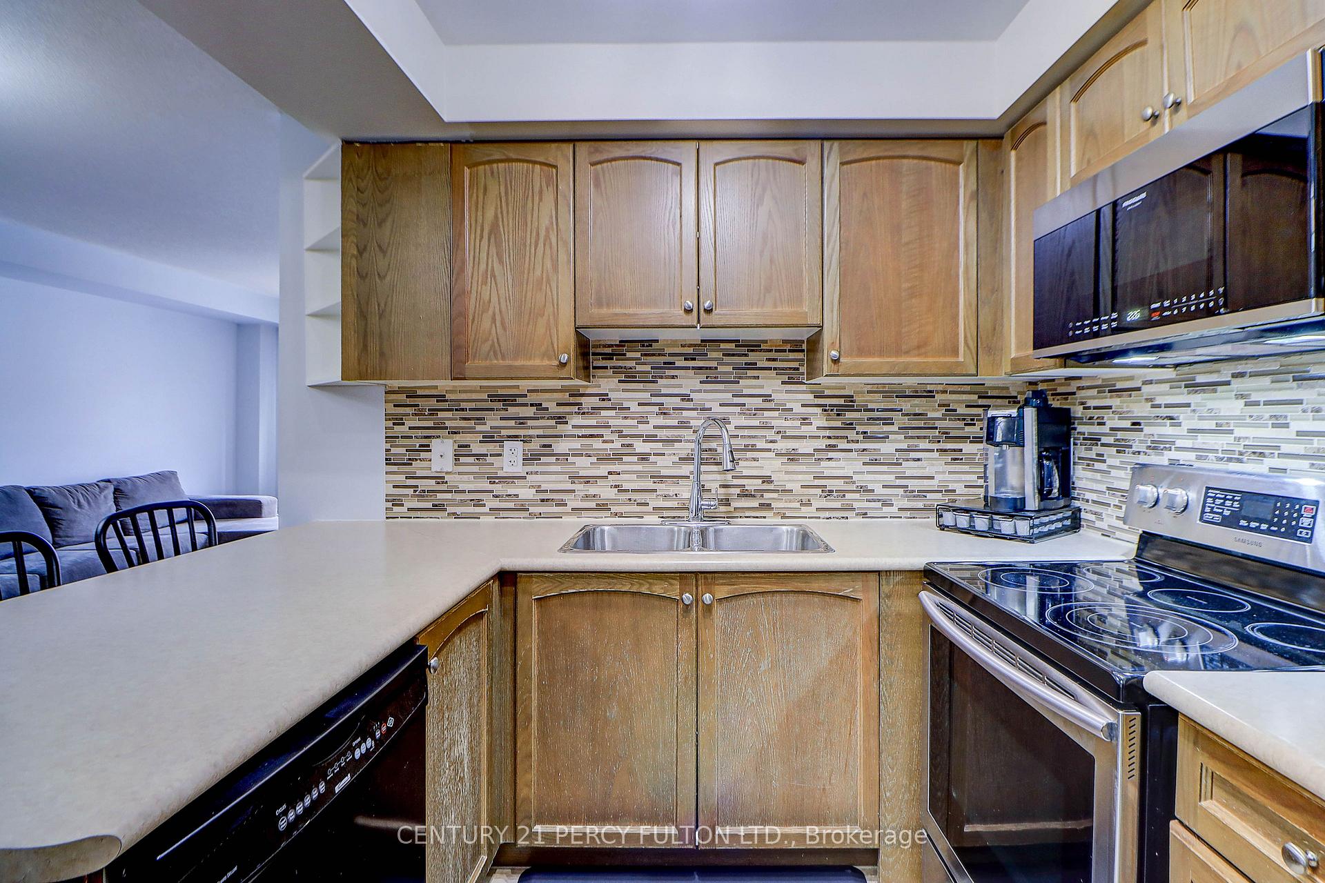 Photo 12 of 38 Hesketh Road, Ajax, Central East — HOMEH