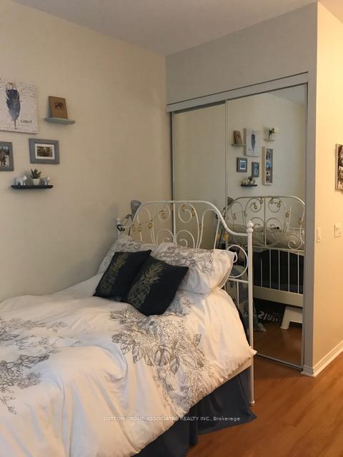 Photo 6 of Unit 809, 7 King Street E, Toronto, Church-Yonge Corridor — HOMEH