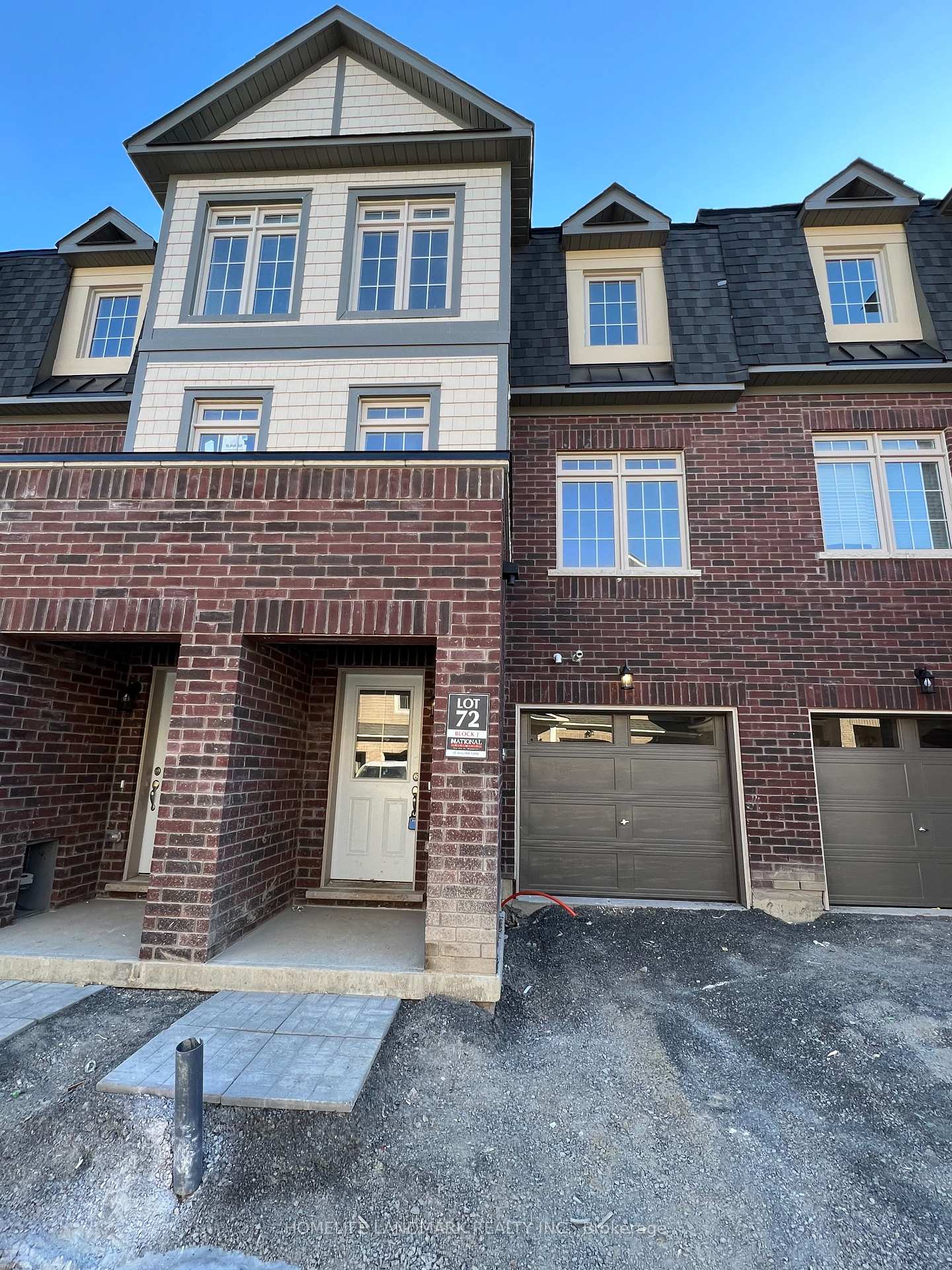 Photo 2 of 15 Malone Lane, Clarington, Courtice — HOMEH