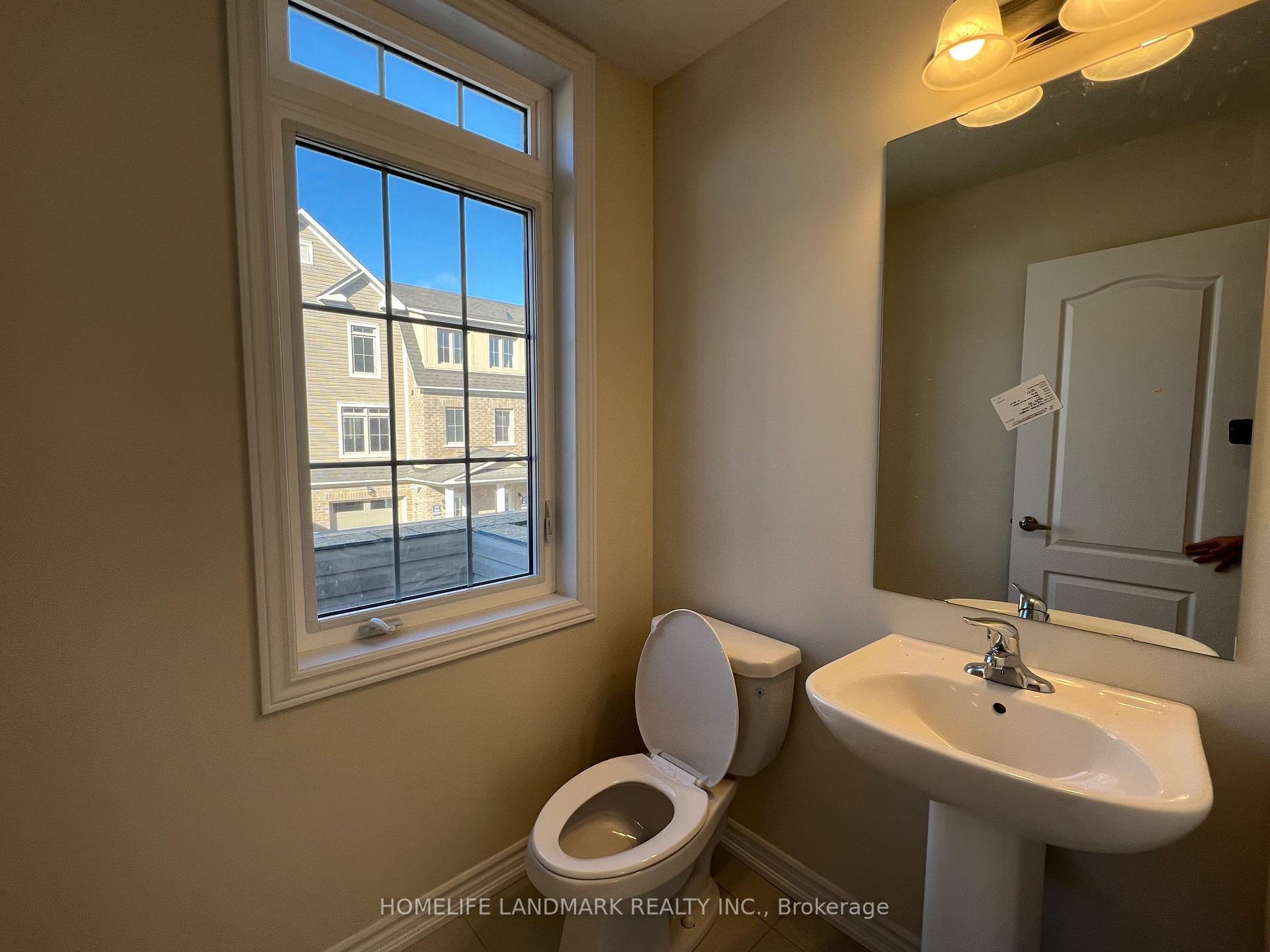 Photo 9 of 15 Malone Lane, Clarington, Courtice — HOMEH