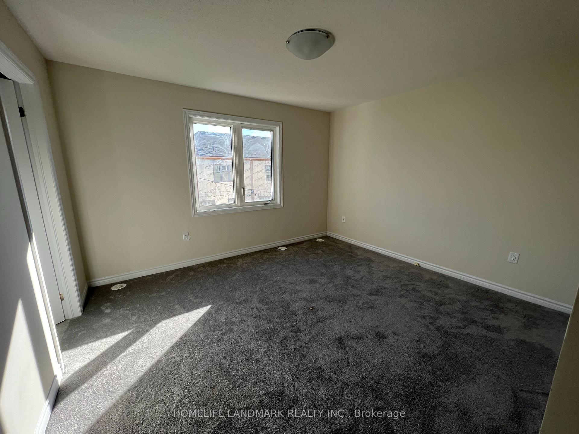Photo 11 of 15 Malone Lane, Clarington, Courtice — HOMEH