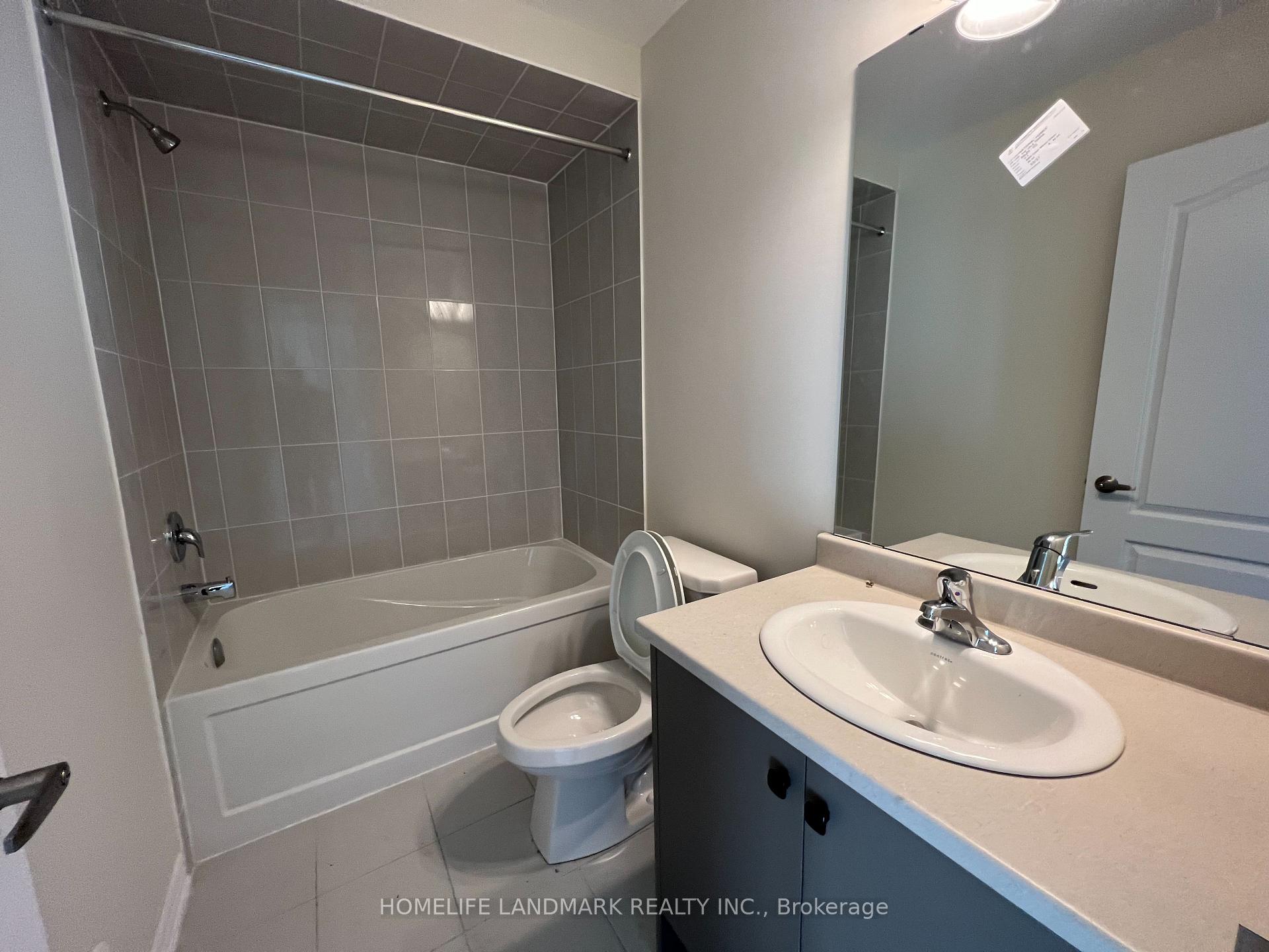 Photo 12 of 15 Malone Lane, Clarington, Courtice — HOMEH